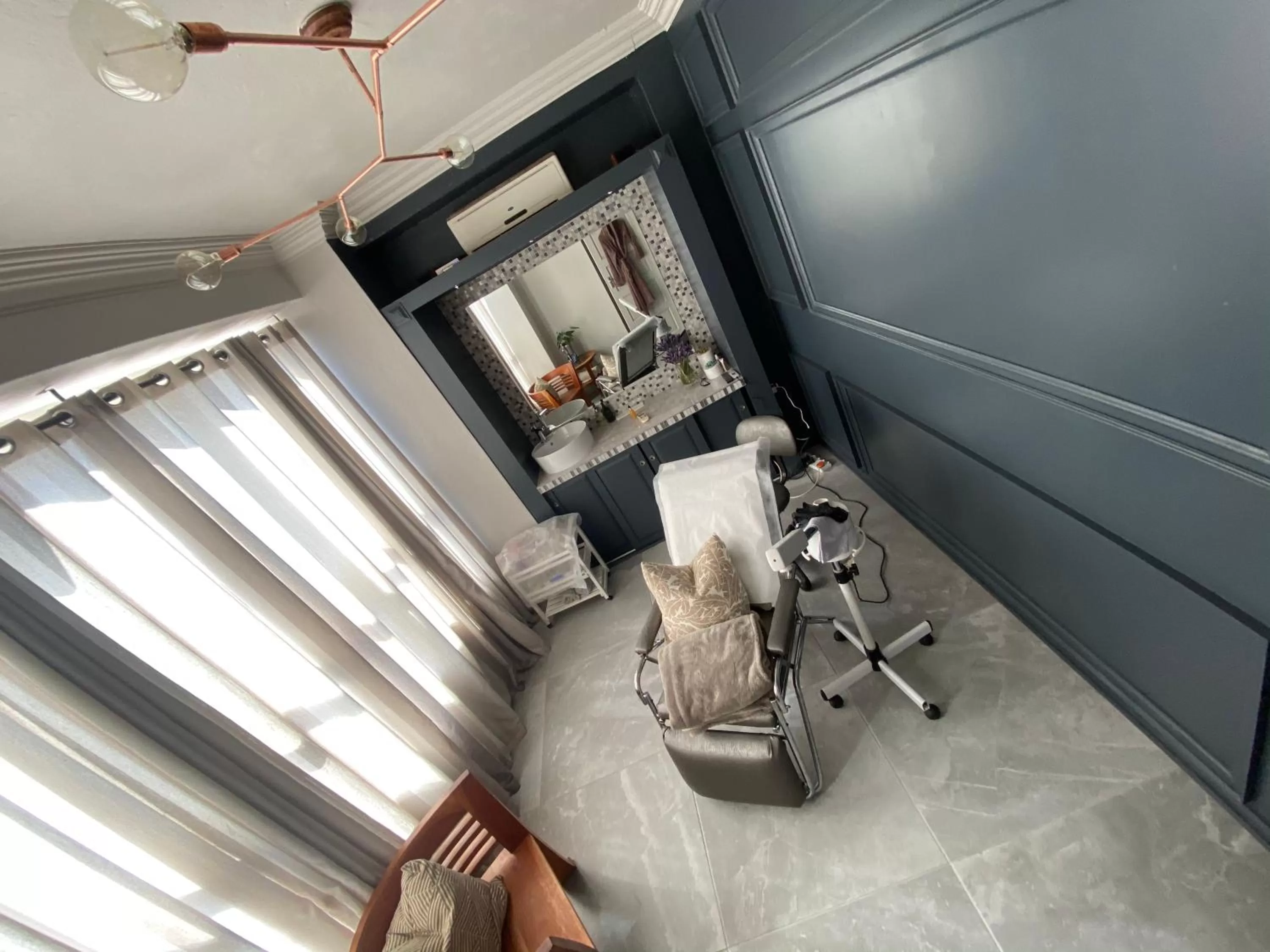 Spacube Luxury Suites and Spa