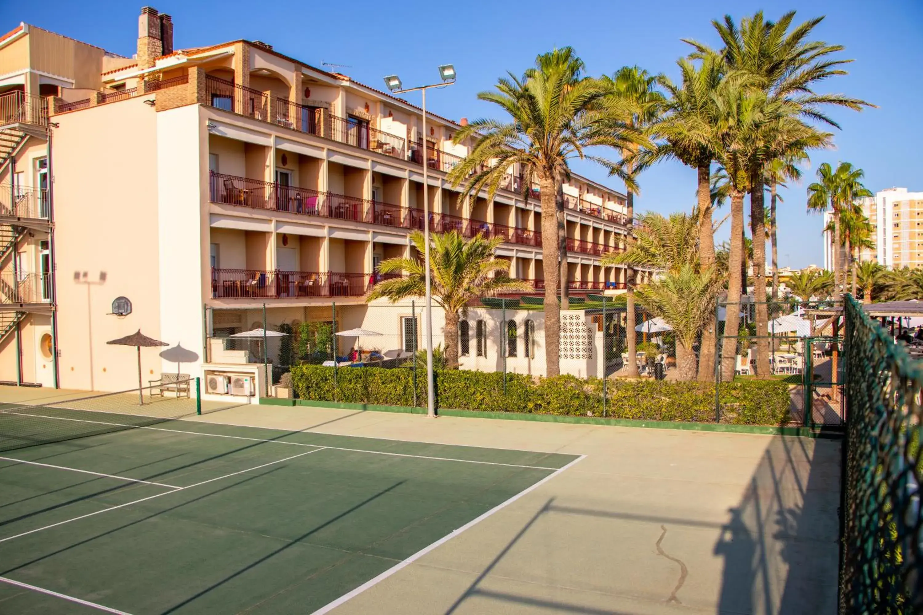 Tennis court, Property Building in Hotel Los Ángeles Denia