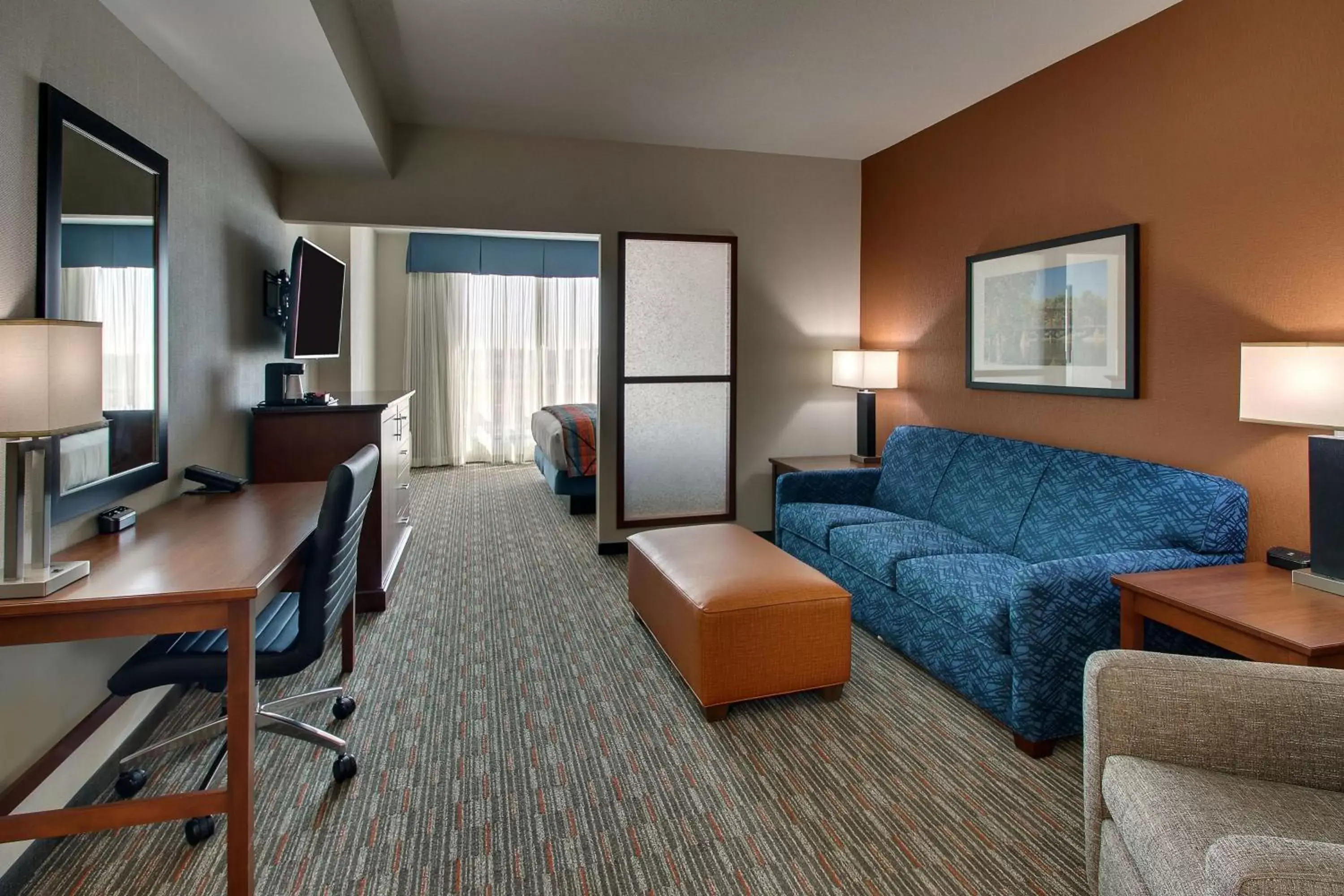 Photo of the whole room, Seating Area in Drury Inn & Suites Iowa City Coralville