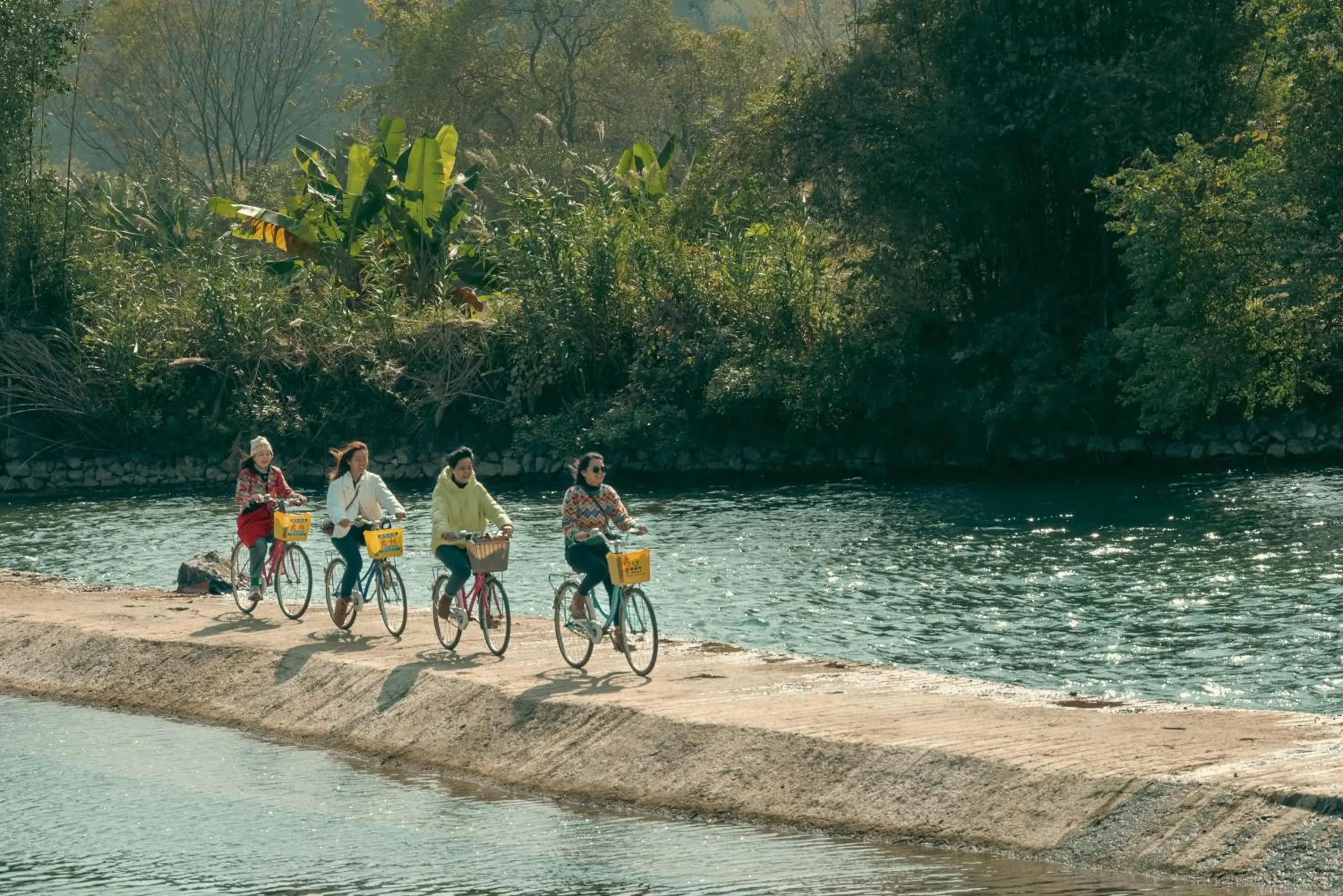 Activities, Biking in Yangshuo Moondance Hotel