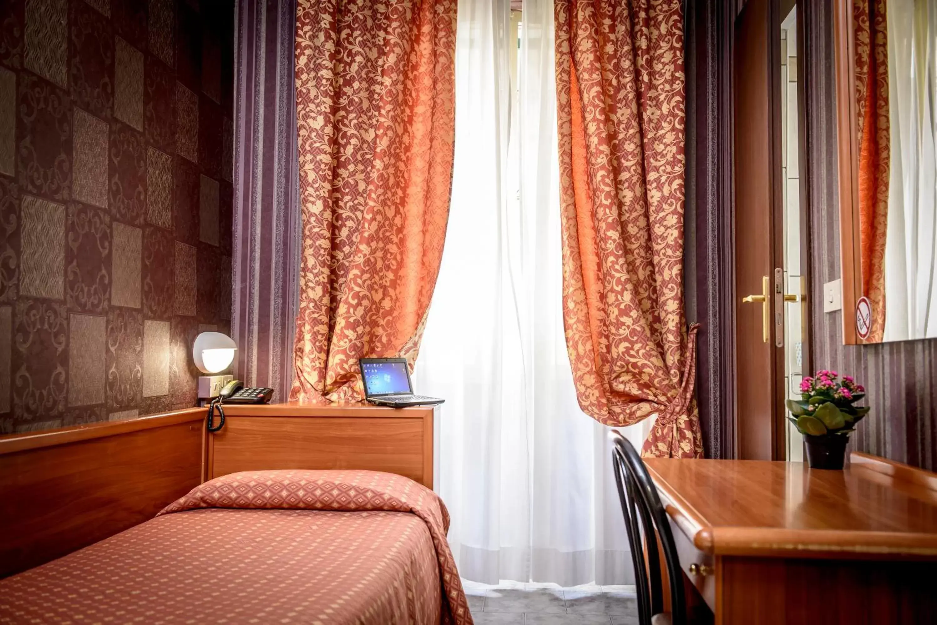 Decorative detail, Bed in Hotel Emmaus