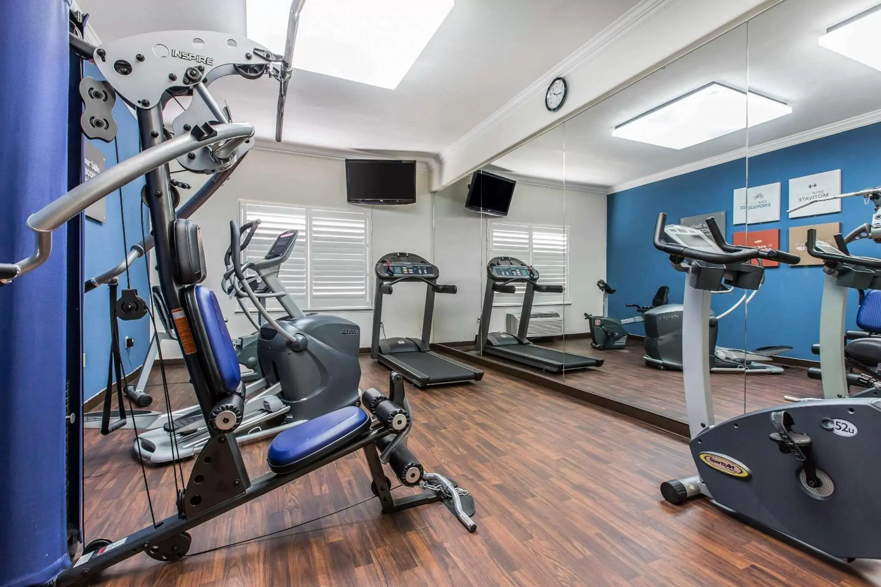 Fitness centre/facilities, Fitness Center/Facilities in Comfort Suites Fresno River Park