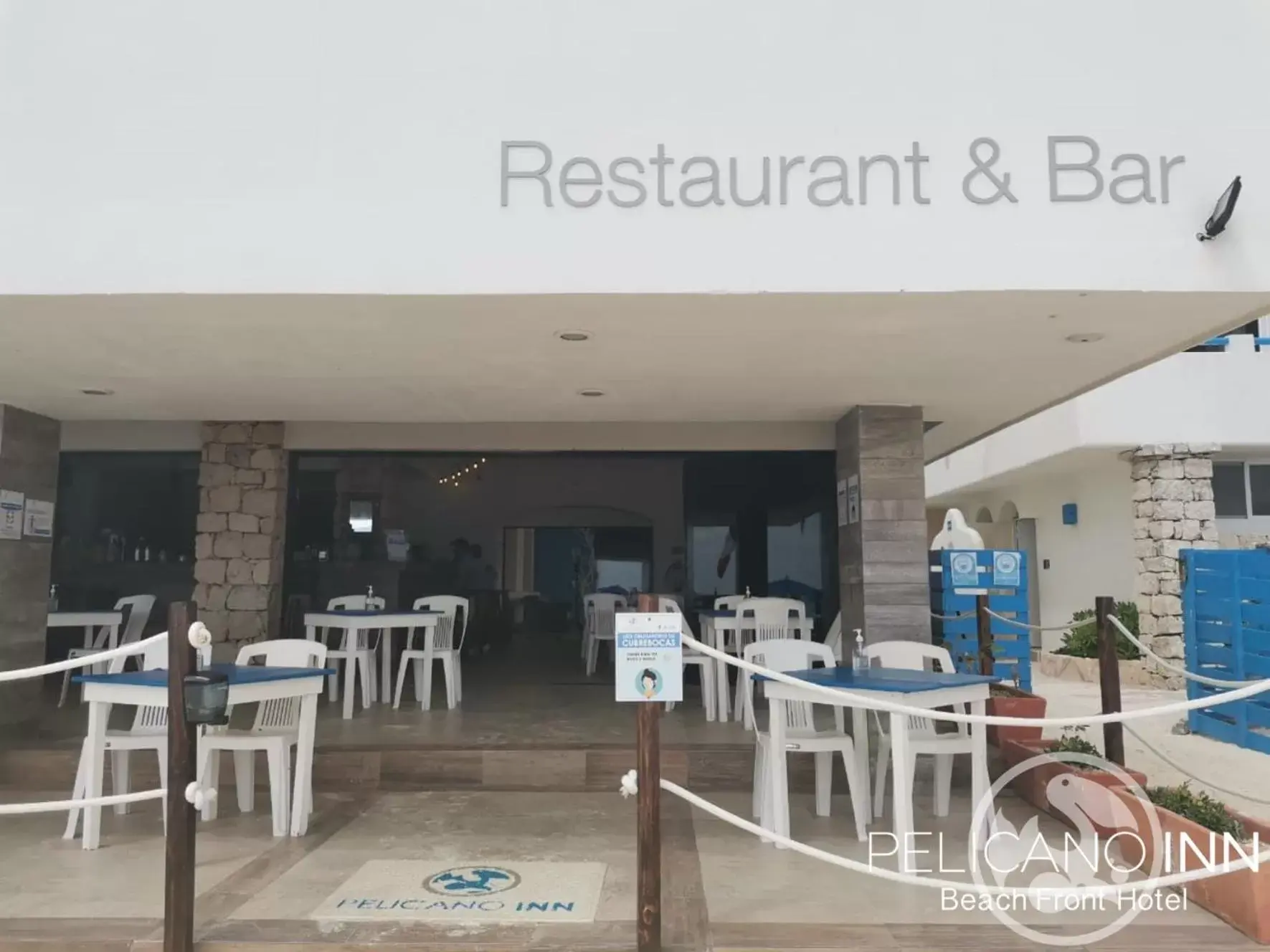 Restaurant/places to eat in Pelicano Inn Playa del Carmen - Beachfront Hotel