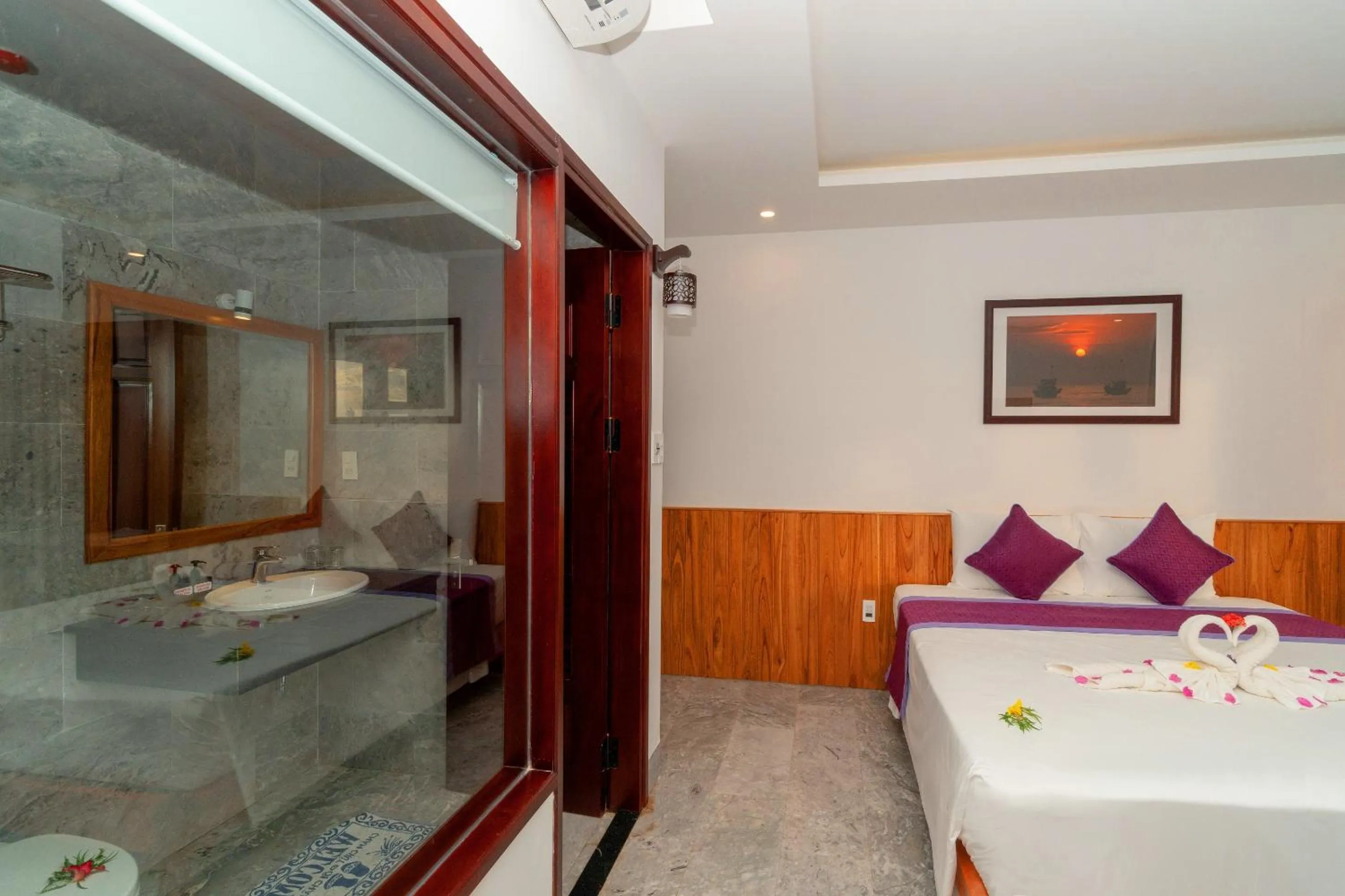 Bed in Lama Villa Hoi An