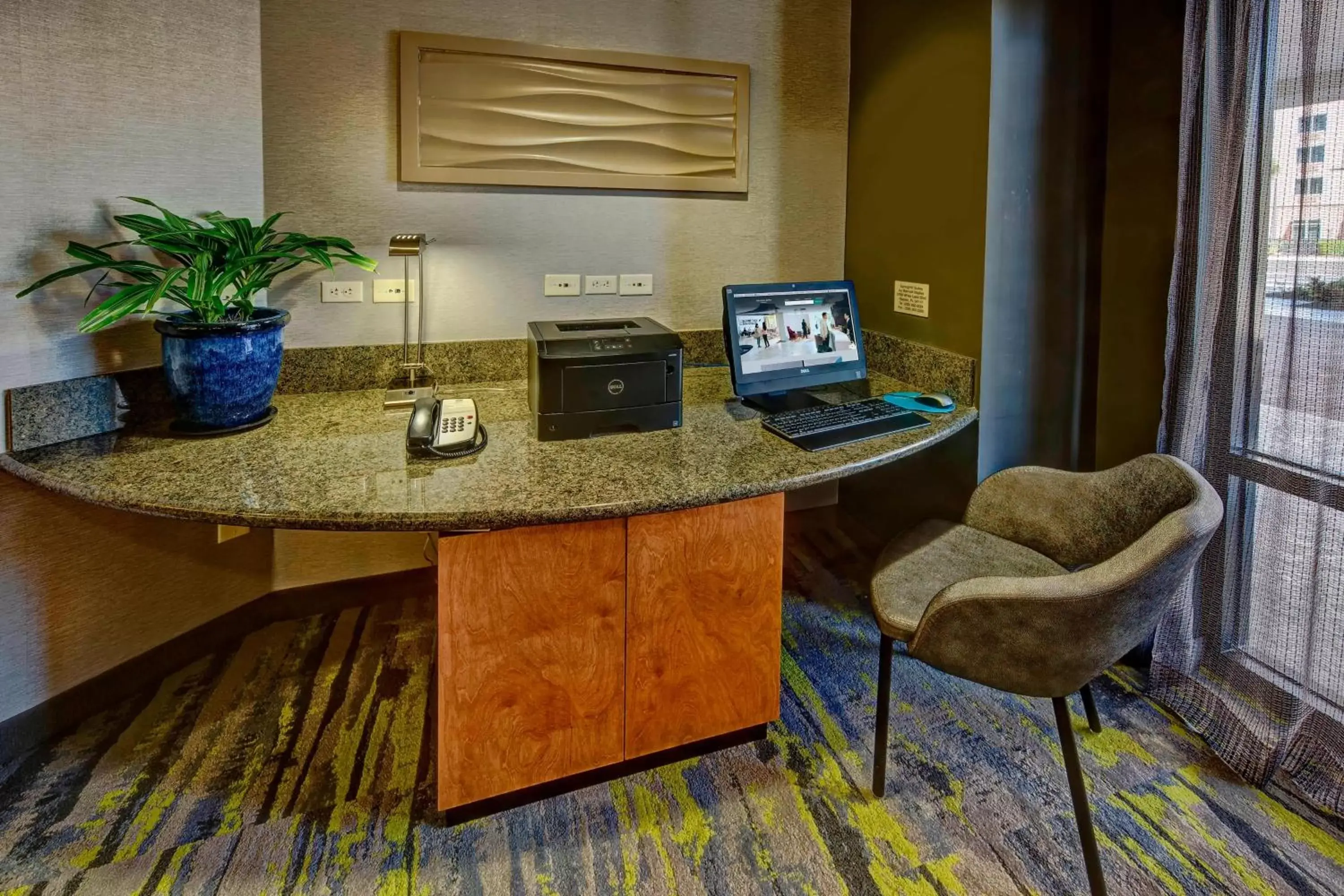 Business facilities in SpringHill Suites by Marriott Naples