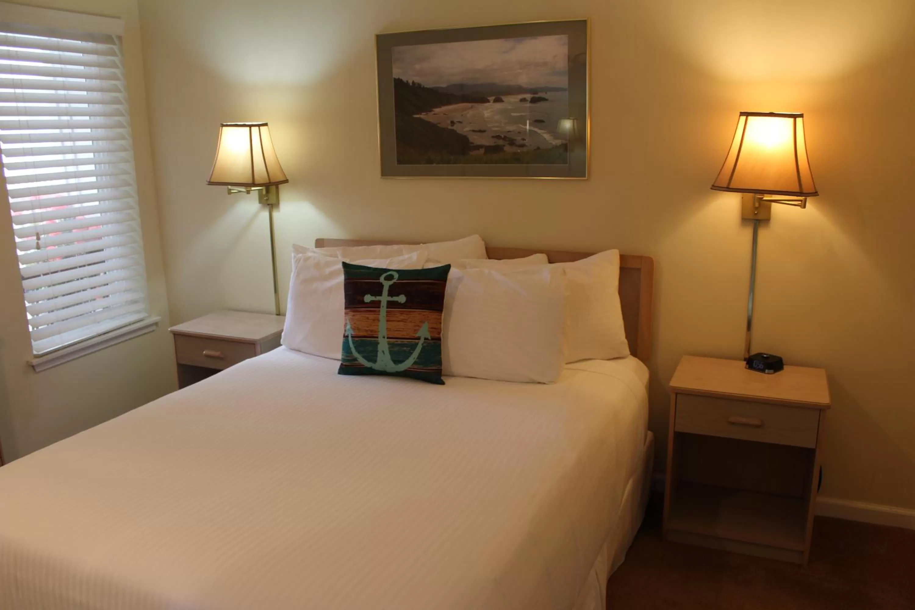 Bed in Inn at the Shore