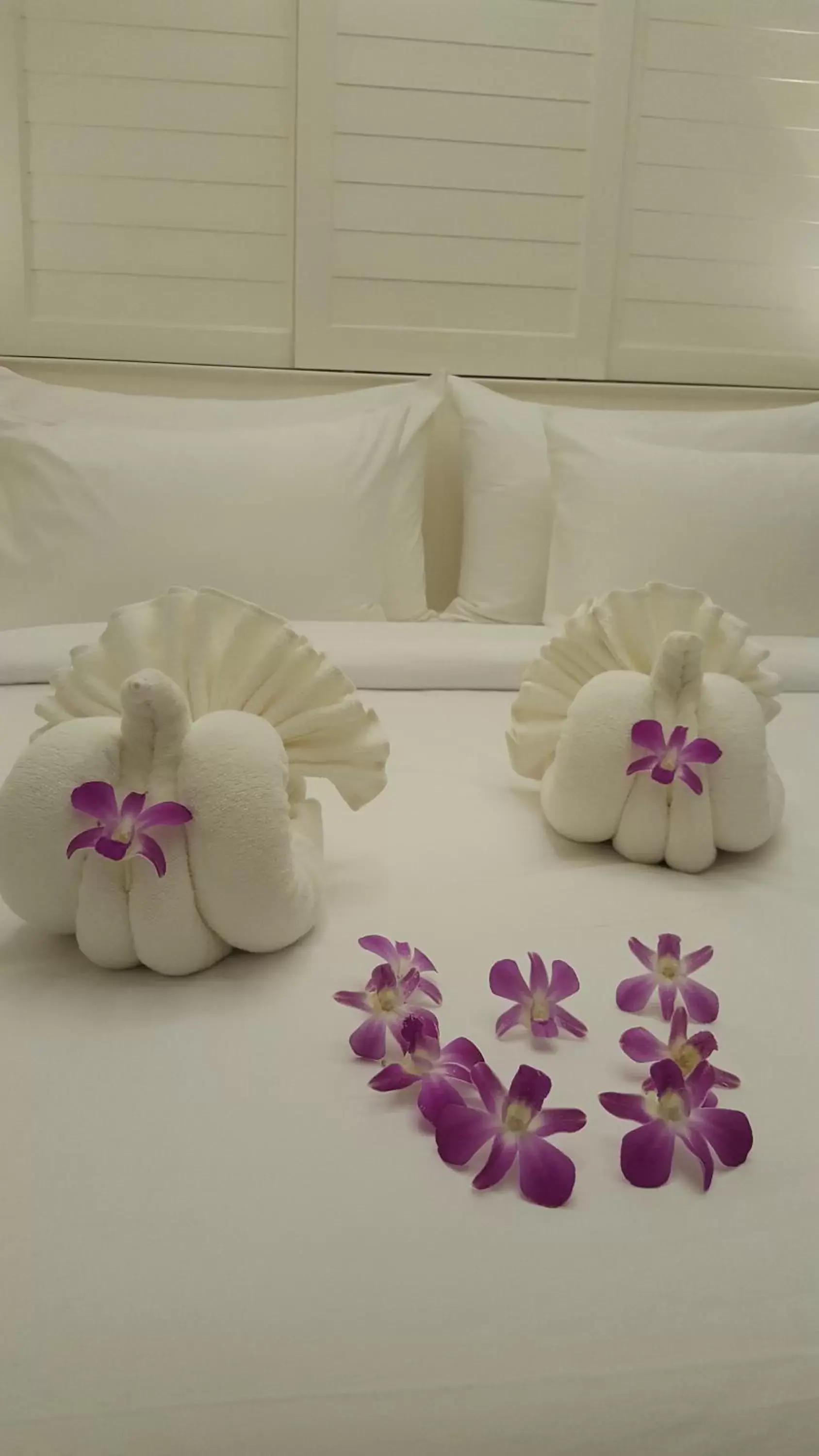 Bedroom, Bed in Siam Tharadol SHA Extra Plus