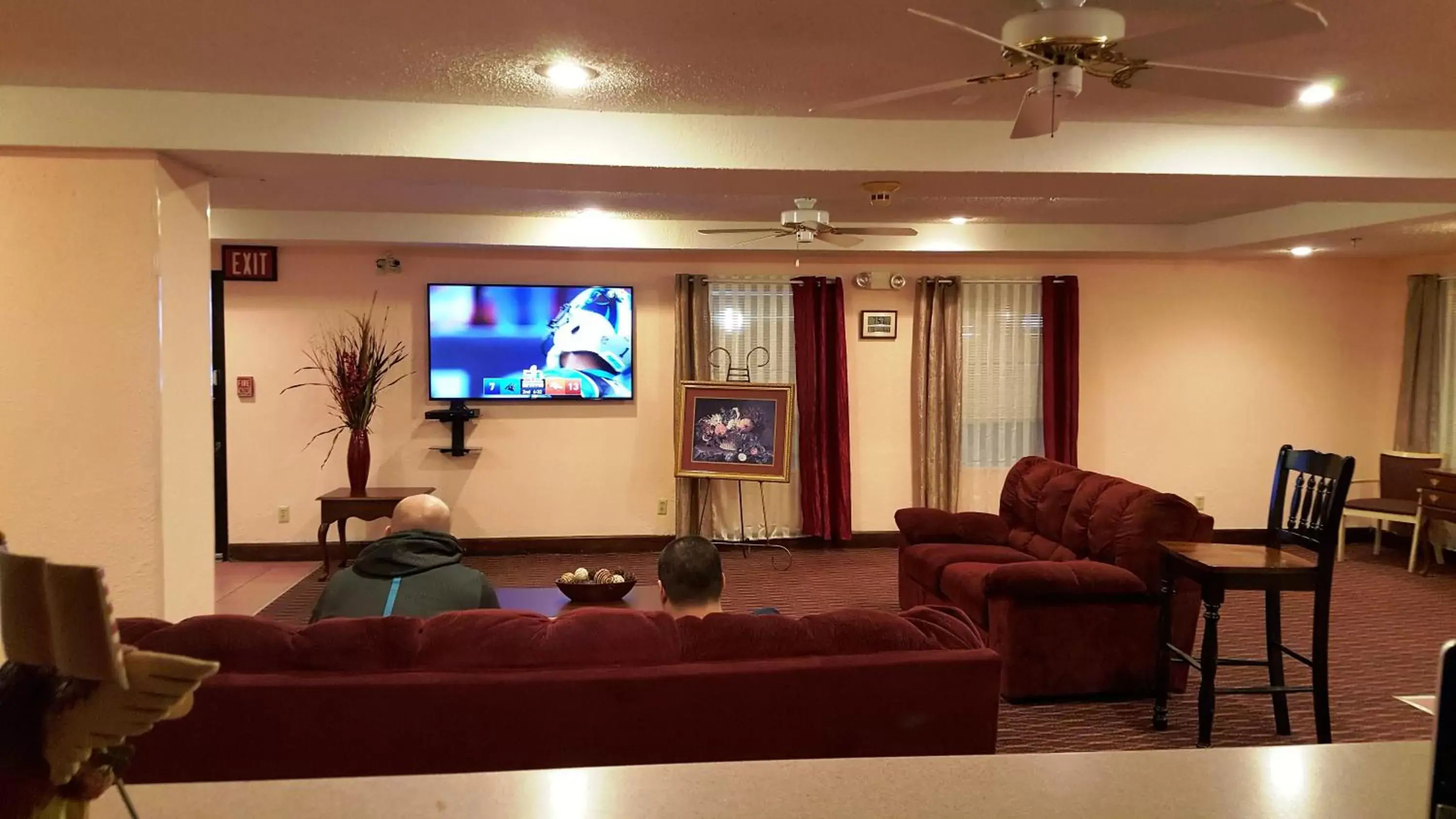 Lobby or reception, Seating Area in Key West Inn - Baxley