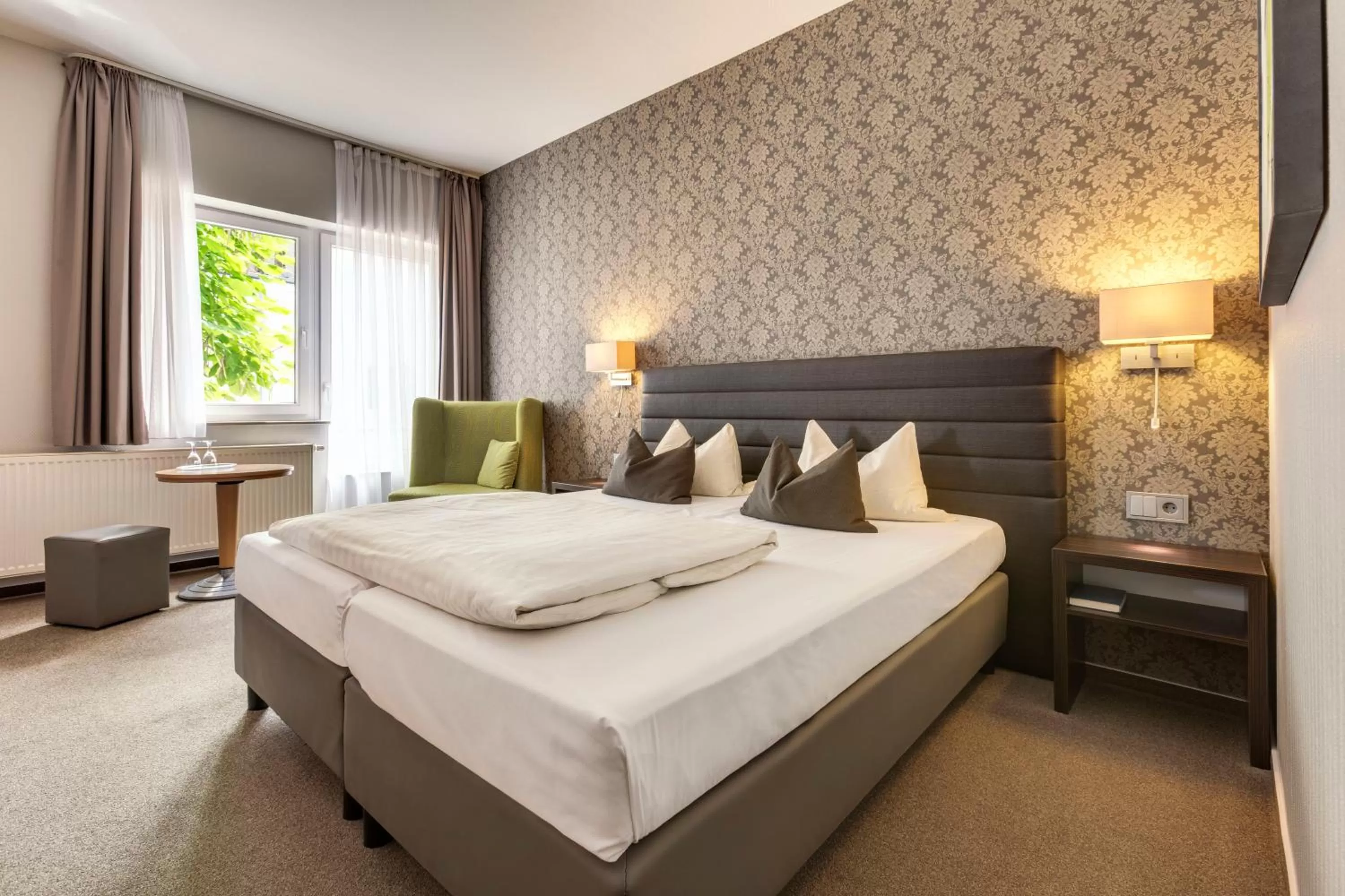 Photo of the whole room, Bed in Hotel Hiemann - Superior