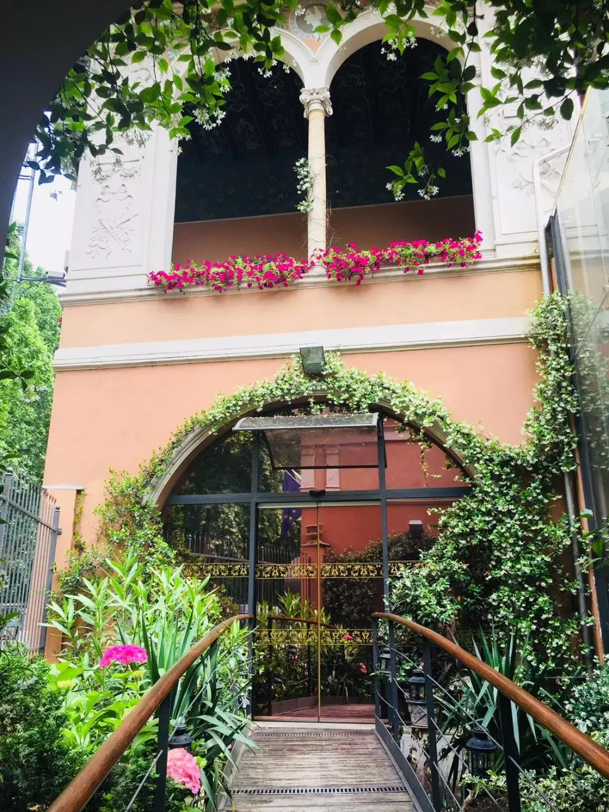 Facade/entrance in Hotel Dei Pittori