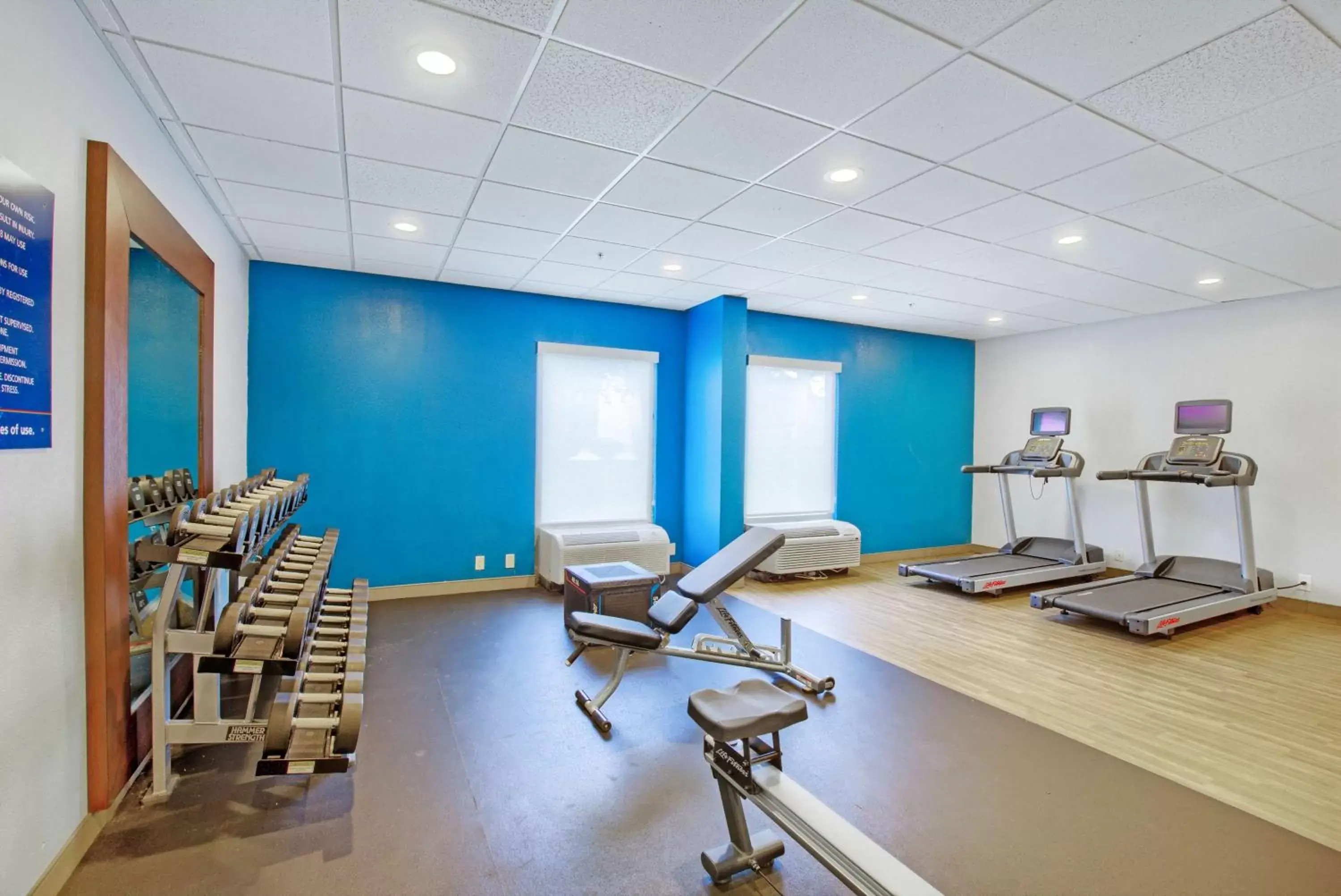Fitness centre/facilities in Hampton Inn Slidell Fitness centre/facilities in Hampton Inn Slidell