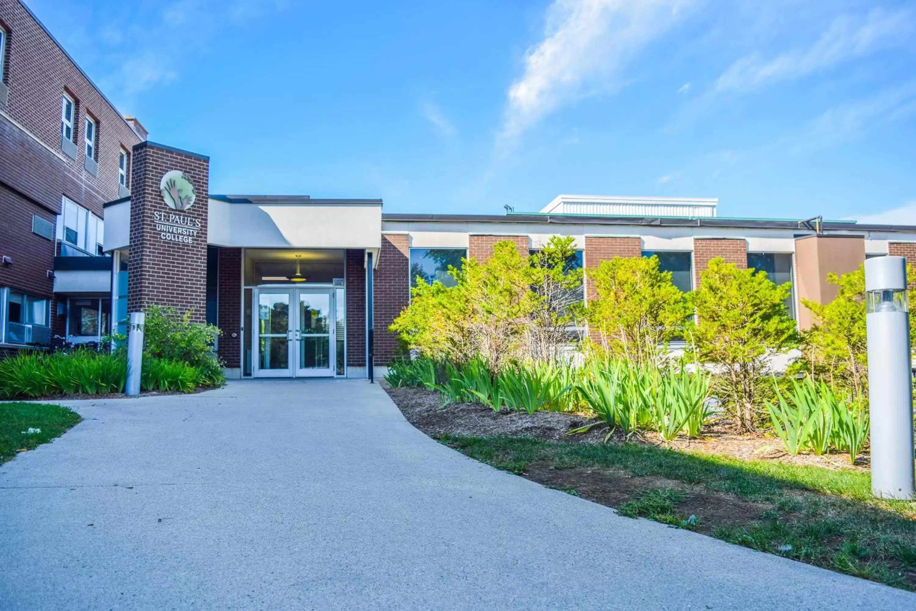 Facade/entrance, Property Building in United College