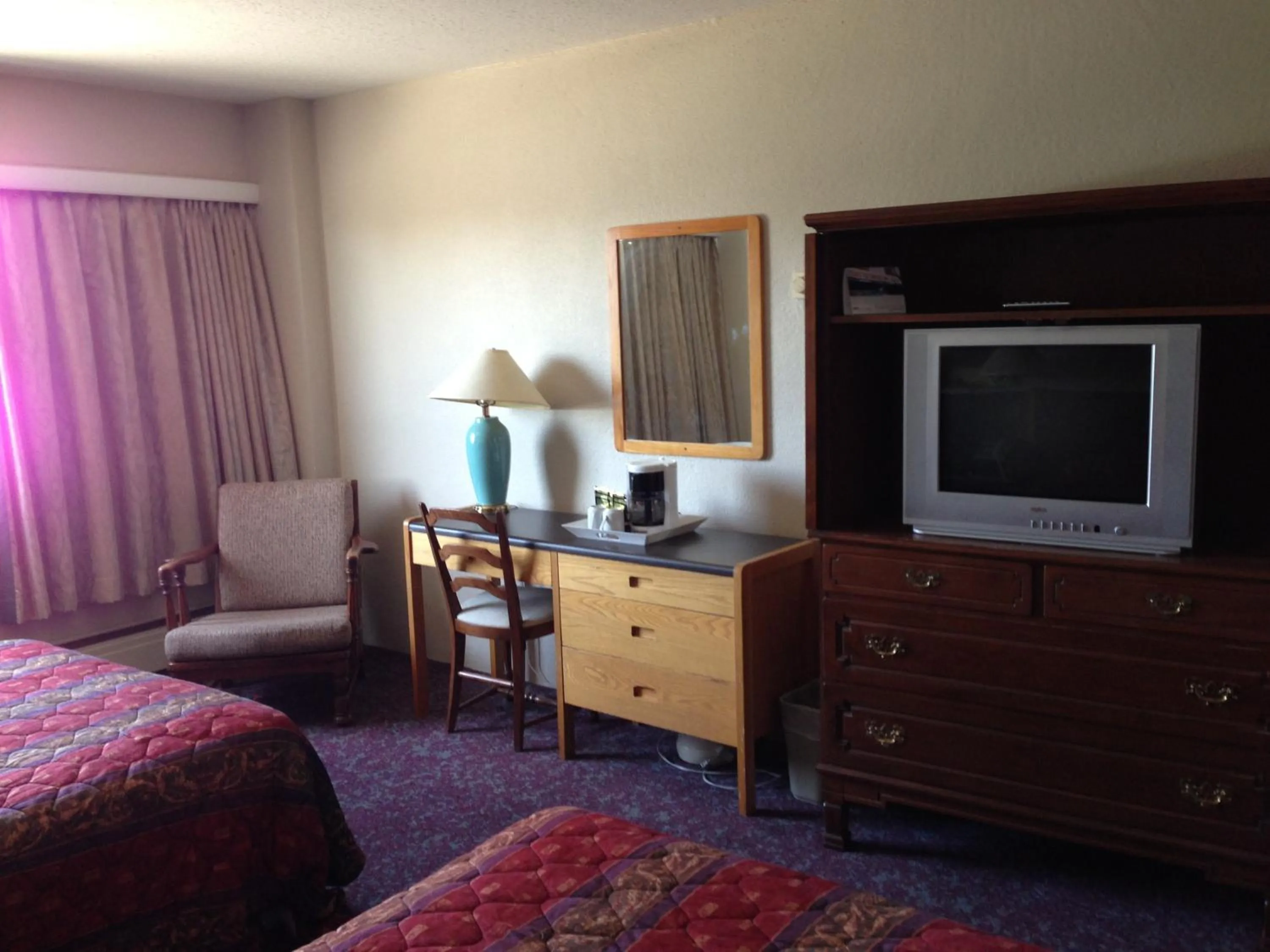 TV and multimedia, Bed in Moby Dick Inn