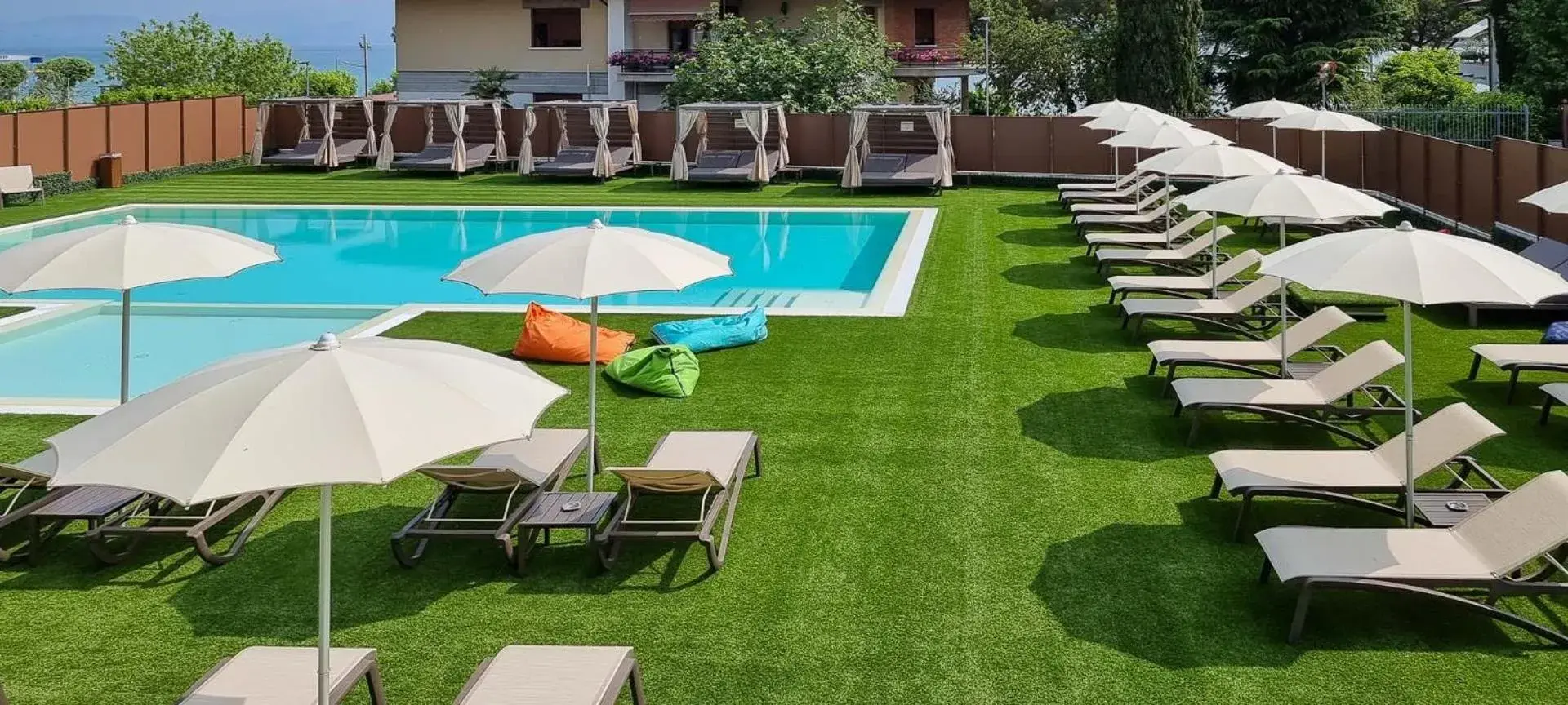 Garden, Swimming Pool in Hotel Puccini