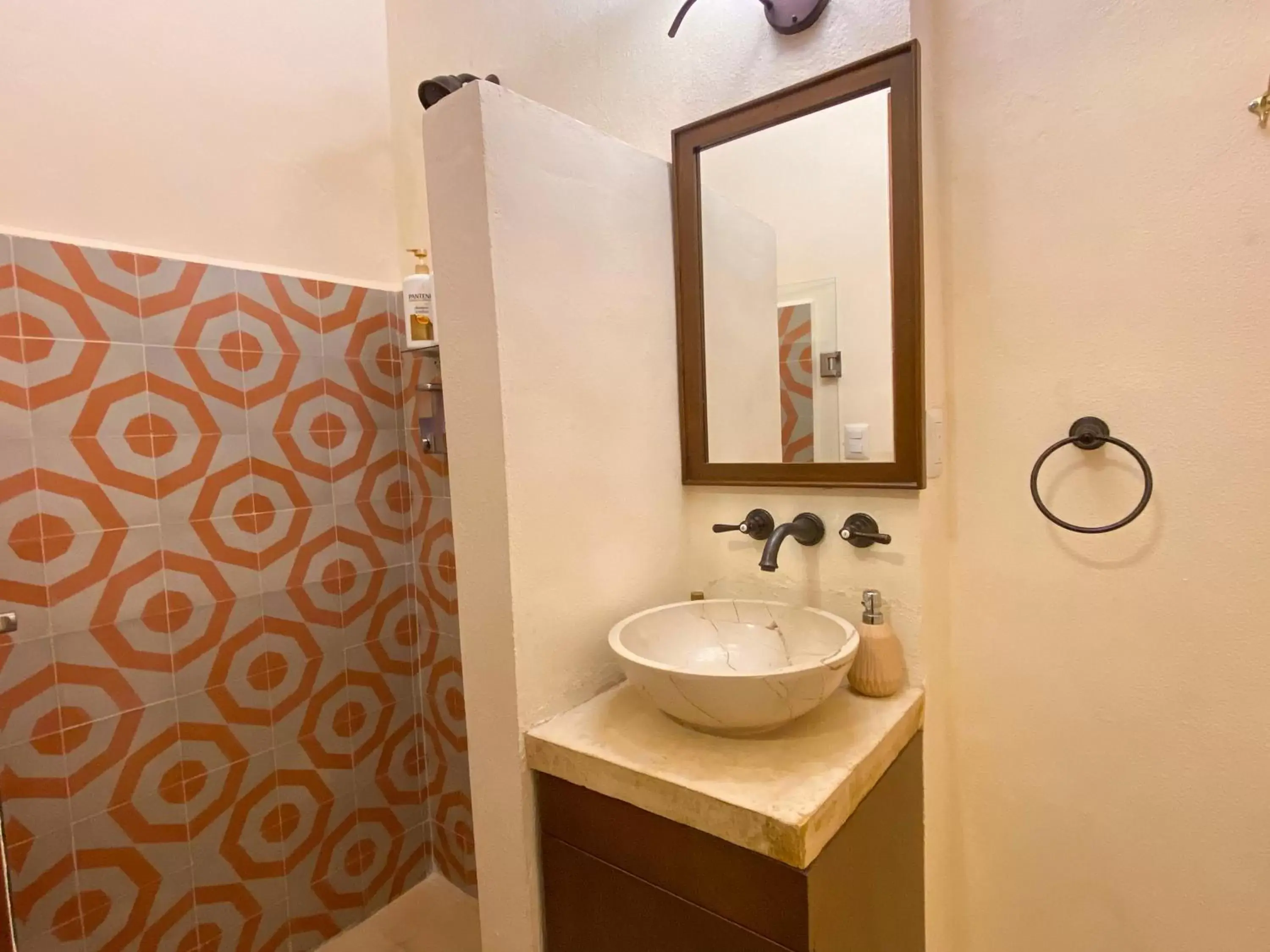 Bathroom in Hotel & Hostal Boutique Casa Garza