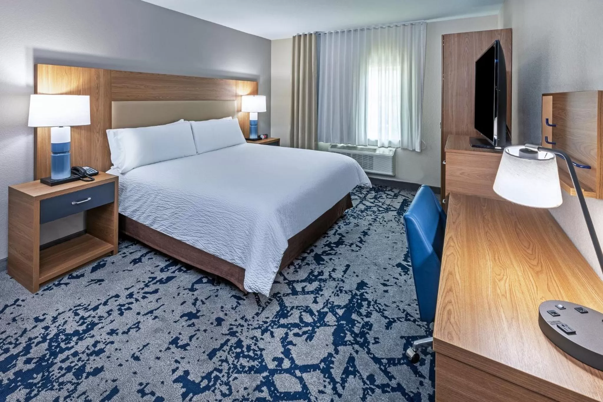 Photo of the whole room, Bed in Candlewood Suites DFW Airport North - Irving by IHG