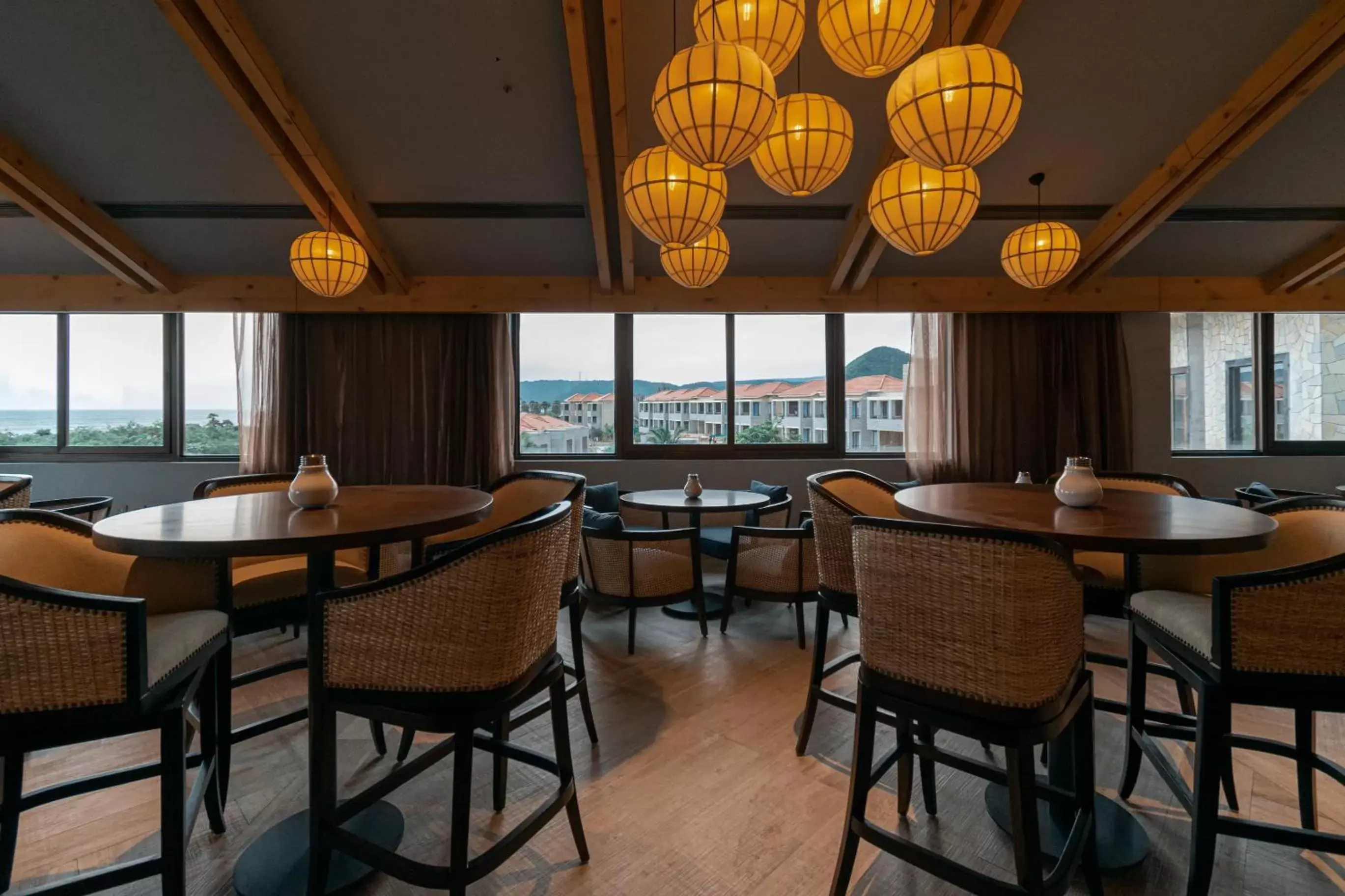 Dining area, Restaurant/Places to Eat in Radisson Blu Resort Visakhapatnam