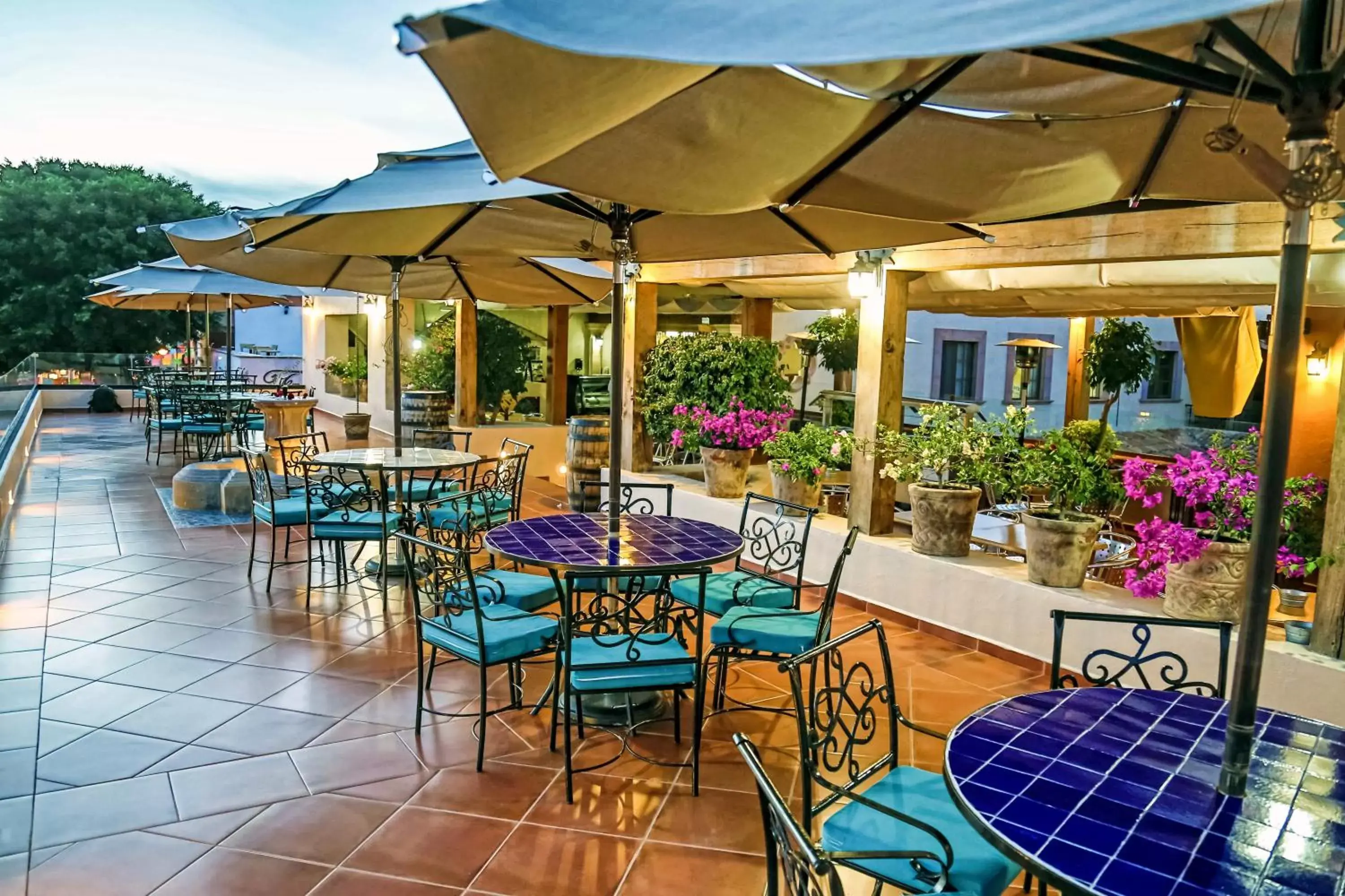Balcony/Terrace, Restaurant/Places to Eat in Hotel La Plaza de Tequisquiapan