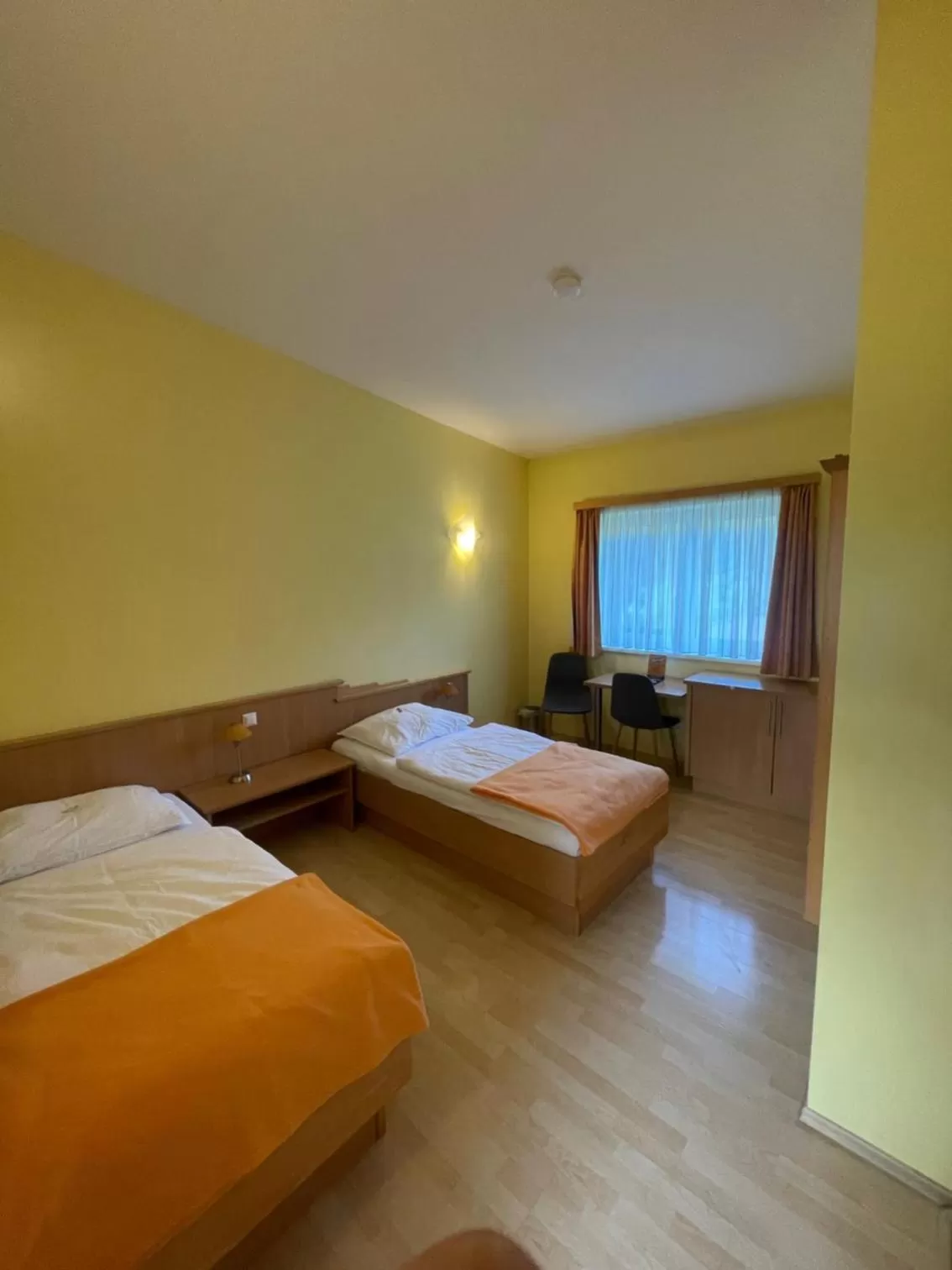 Bed in Hotel Highway - Bed & Breakfast