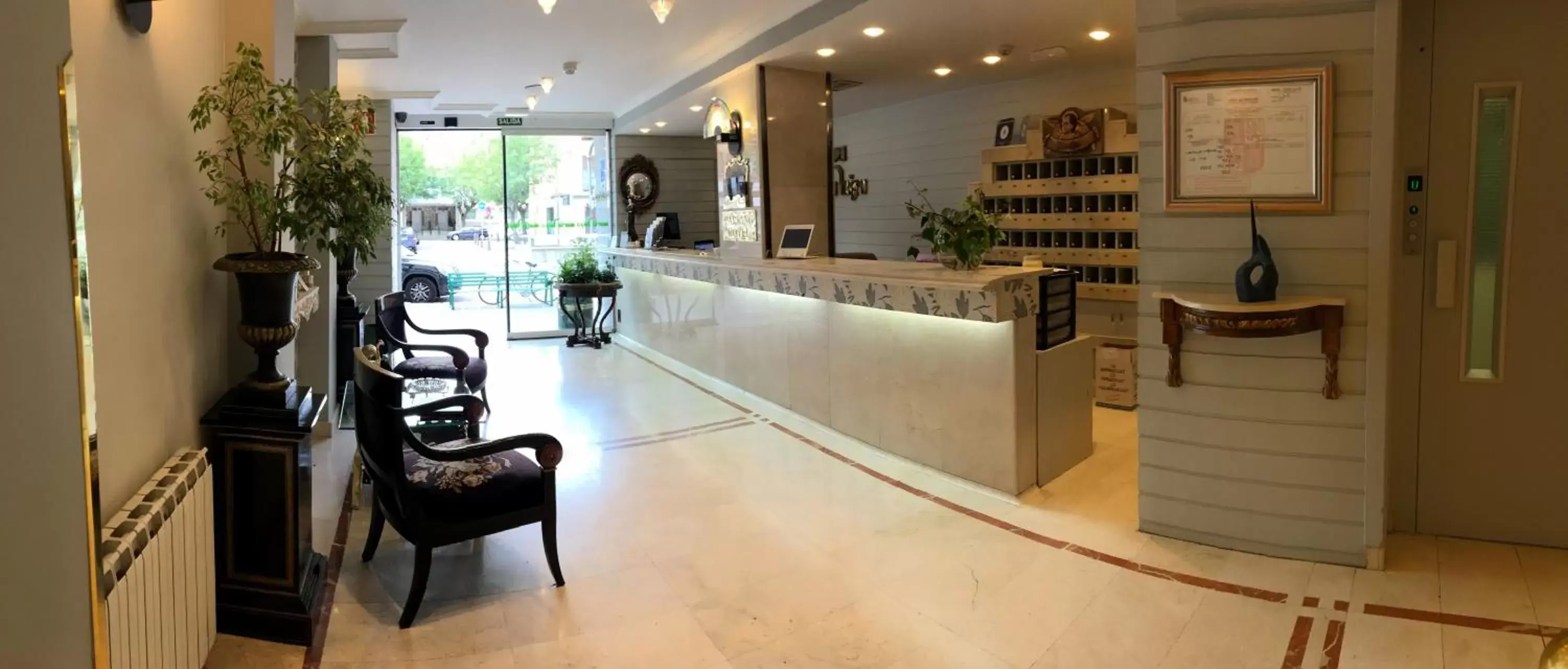 Lobby or reception in Hotel Maria Luisa