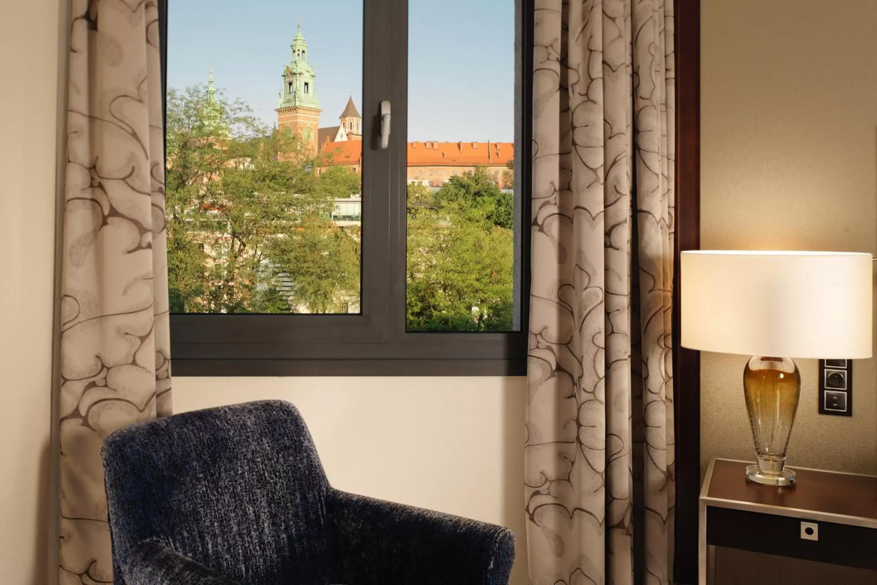 Photo of the whole room, Seating Area in Sheraton Grand Krakow