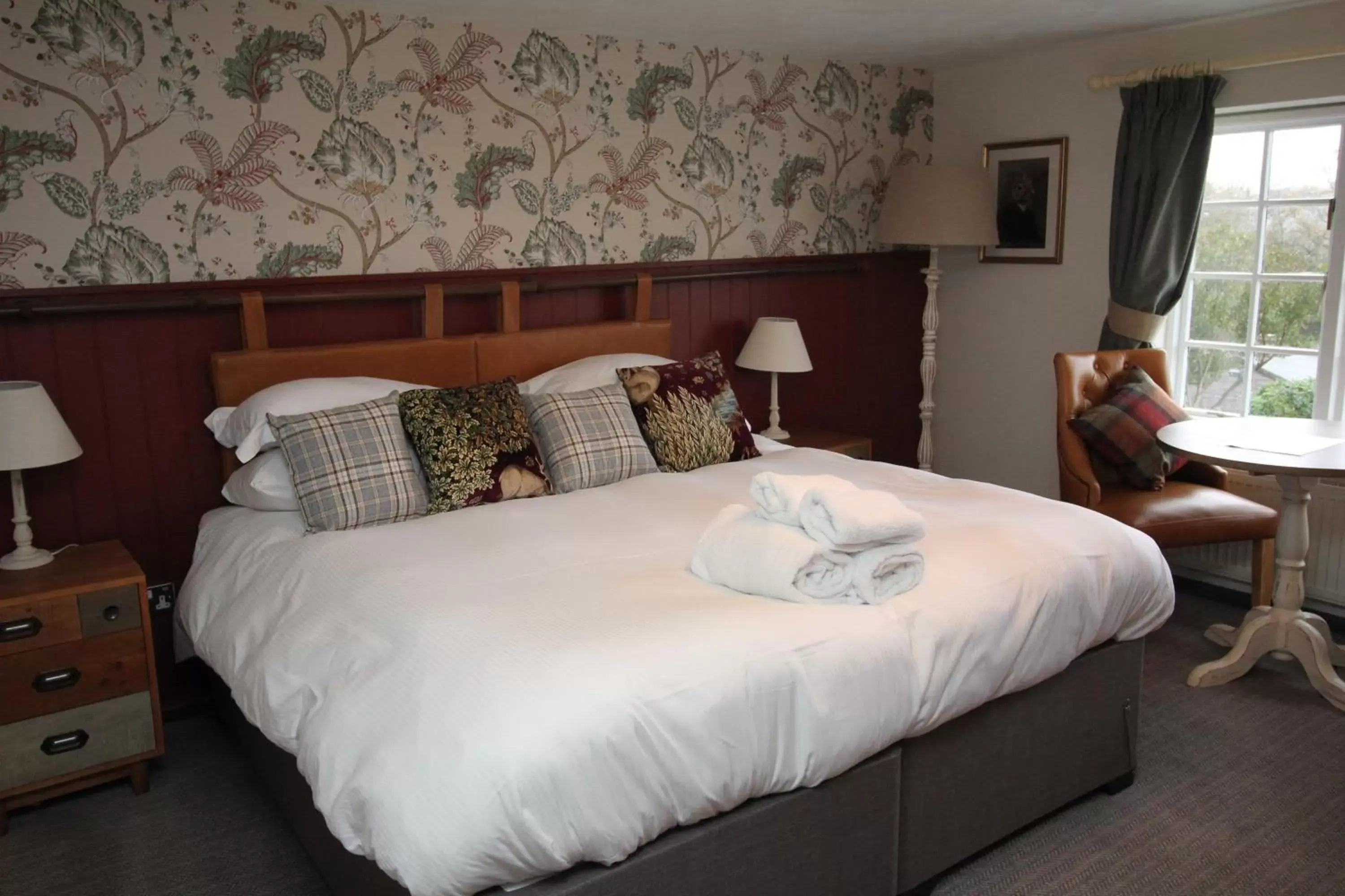 Bedroom in The Countryman Inn