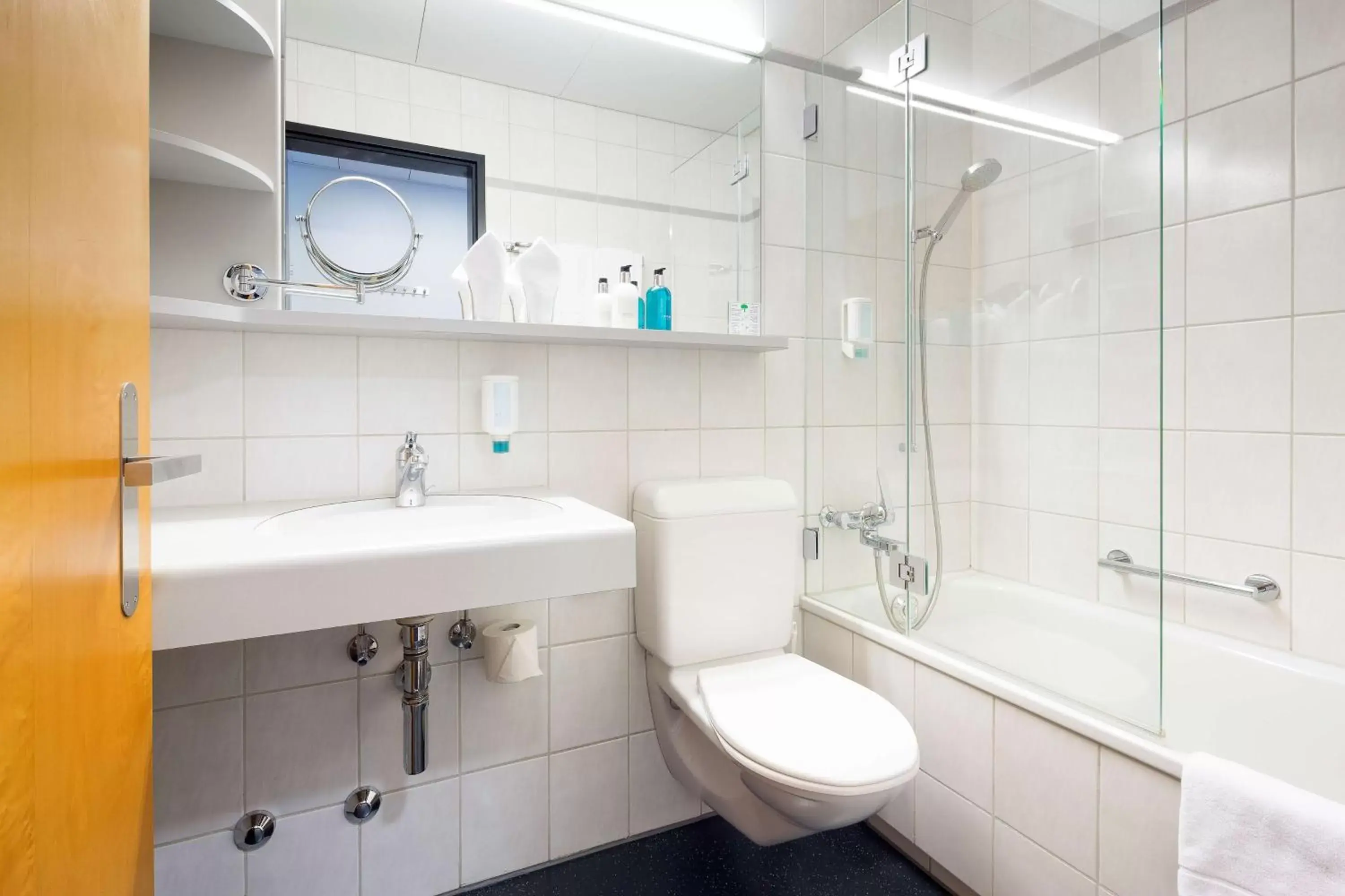 Bathroom in Hotel Wartmann am Bahnhof