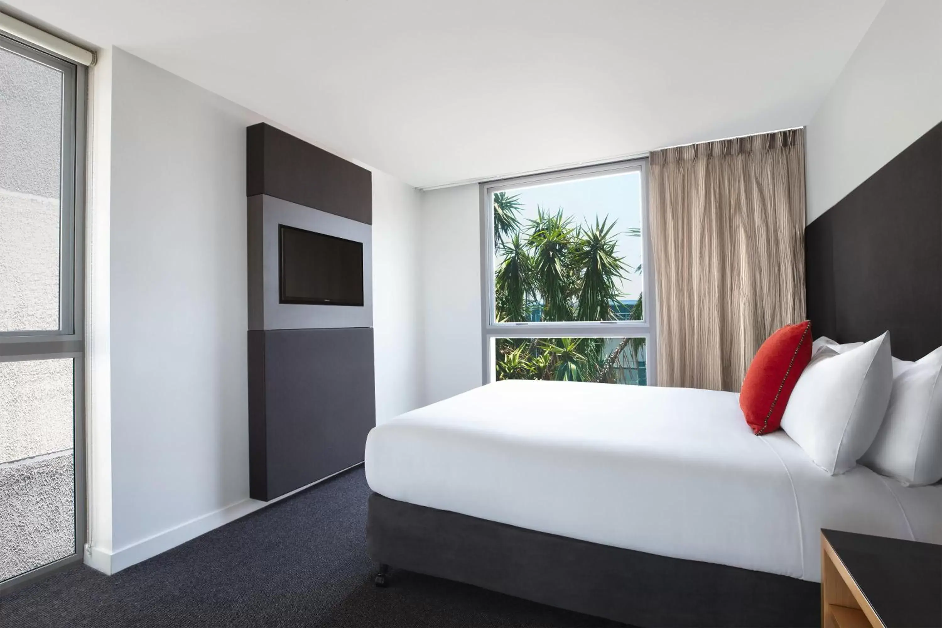 Bed in Mantra South Bank Brisbane