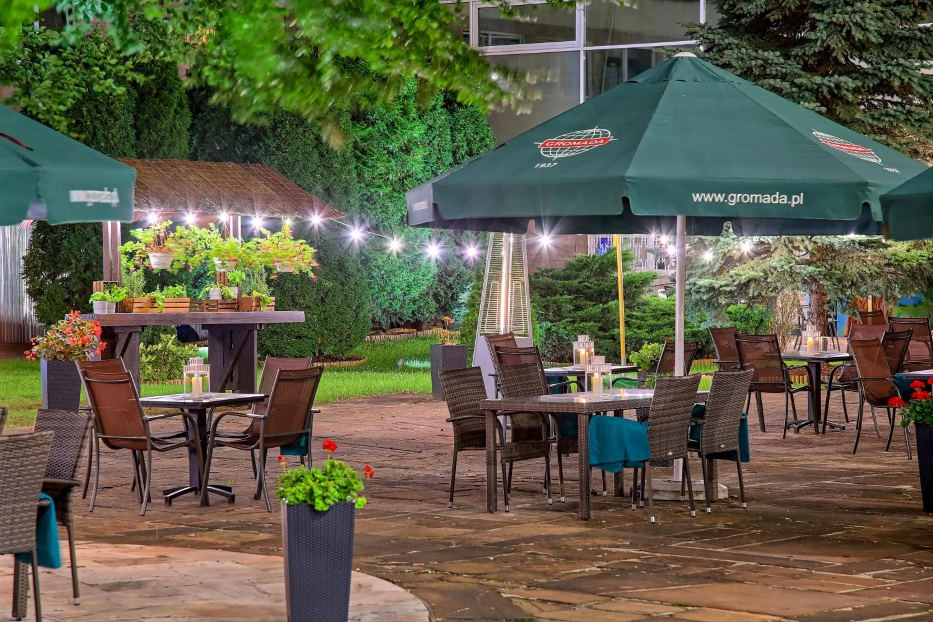 Restaurant/places to eat in Hotel Gromada Warszawa Centrum