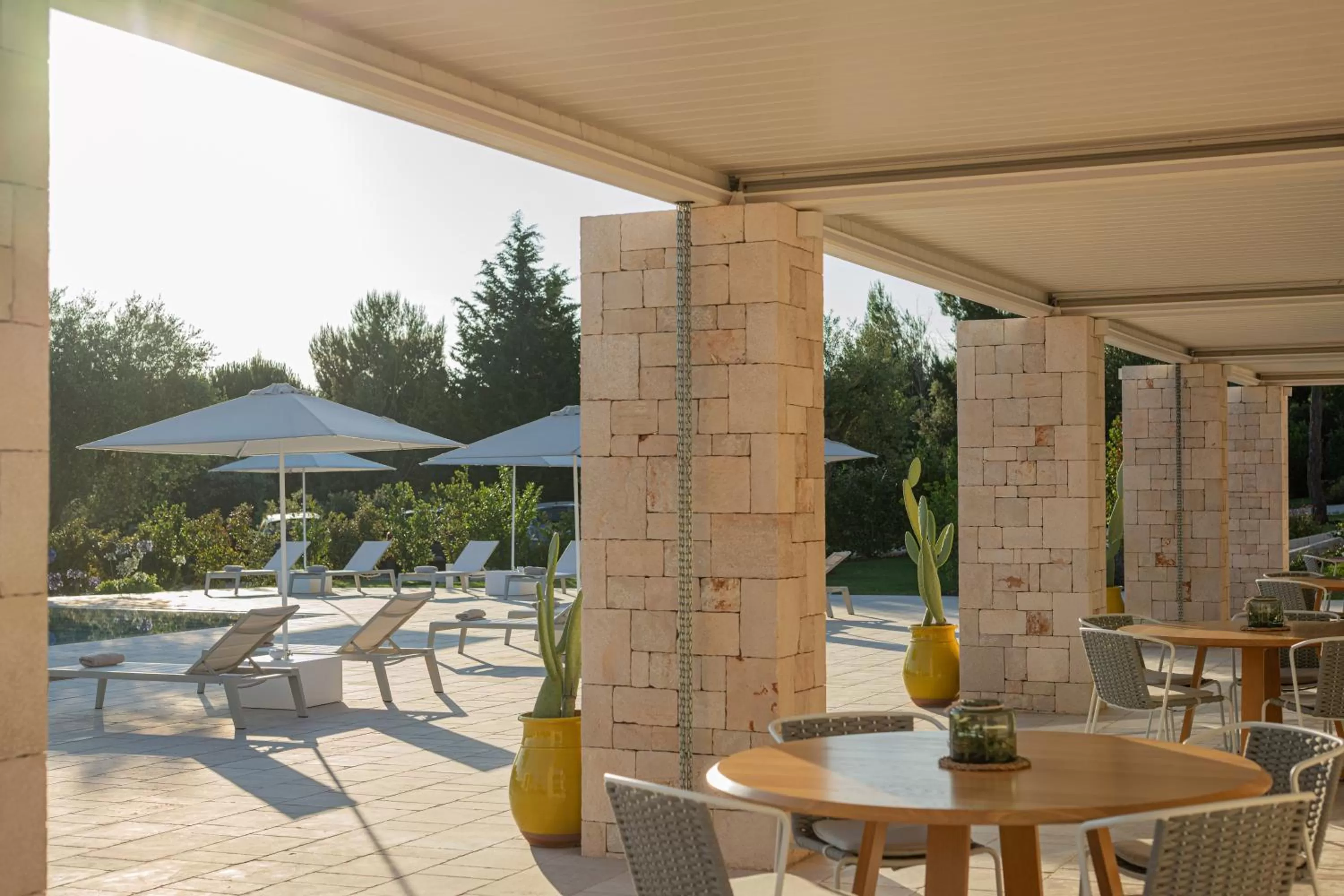 Breakfast, Swimming Pool in Essenza Relais Contemporaneo