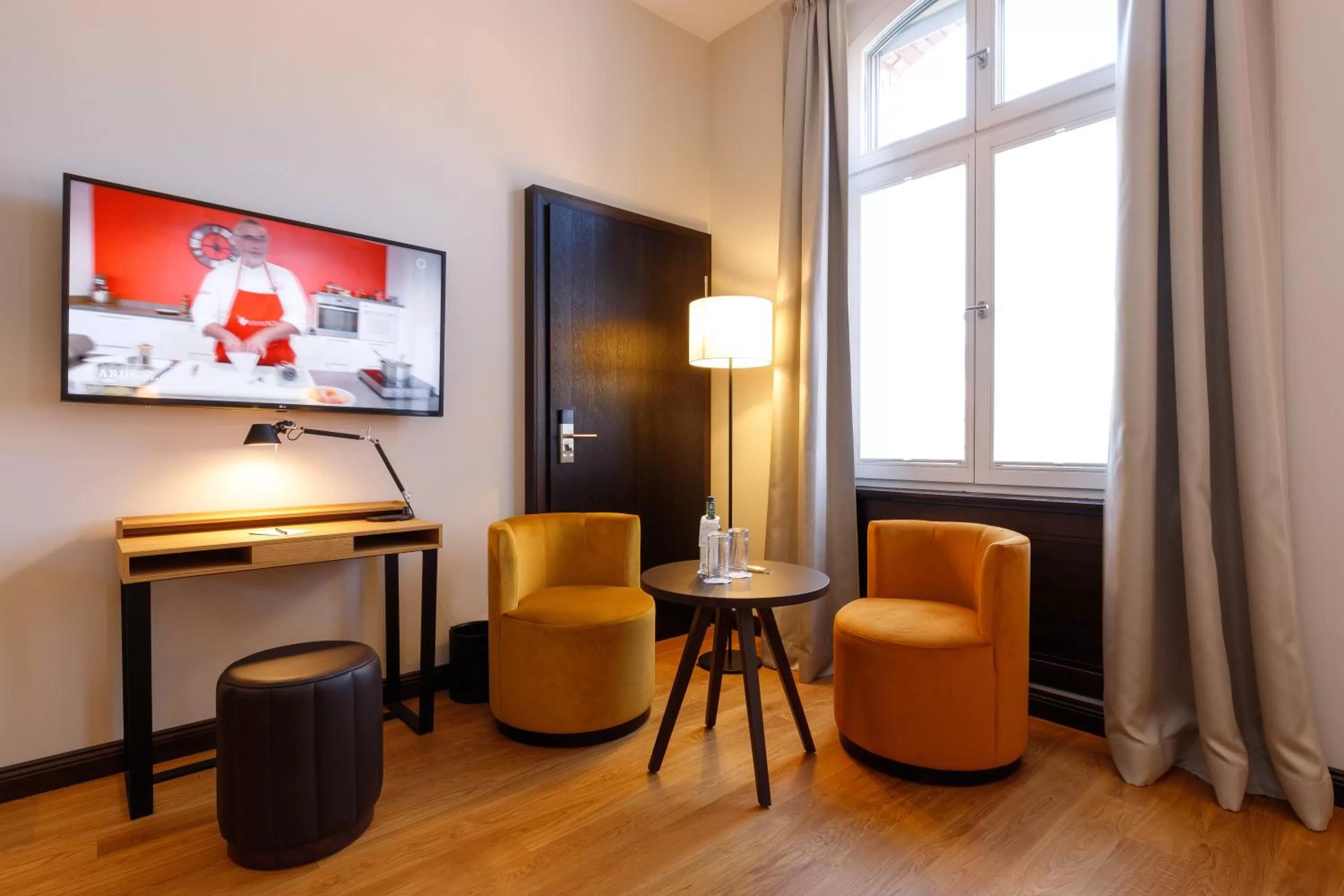 Seating area, TV/Entertainment Center in Hotel Alte Post