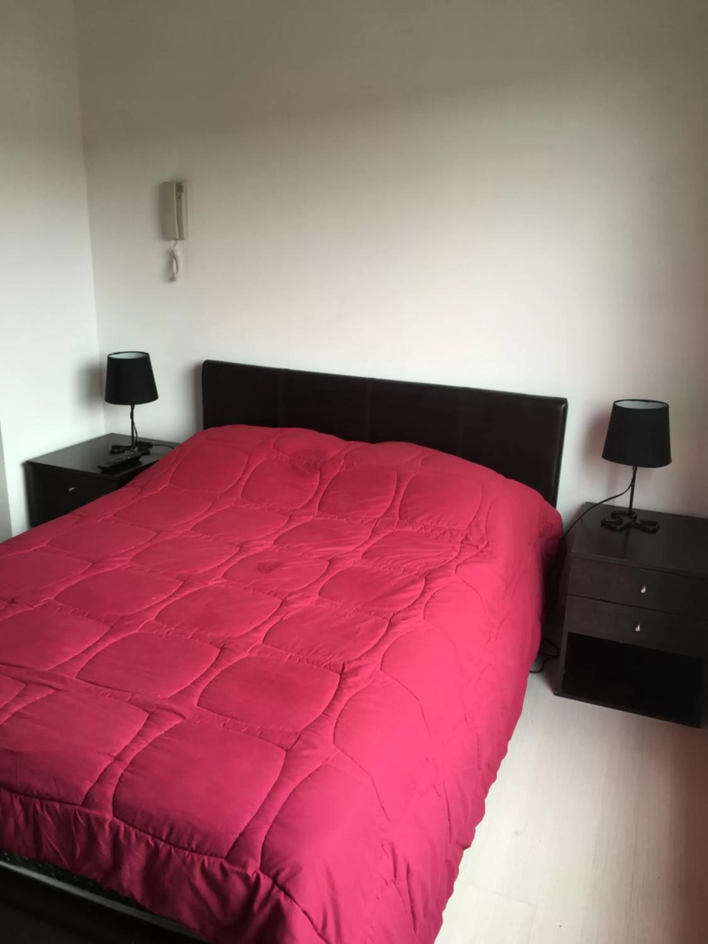 Bedroom, Bed in Suites Parque Real