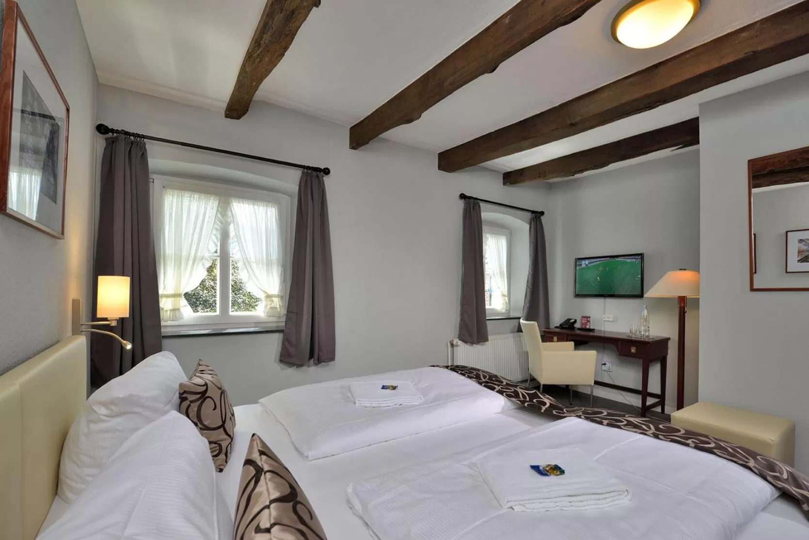 Photo of the whole room, Bed in Hotel Gut Funkenhof