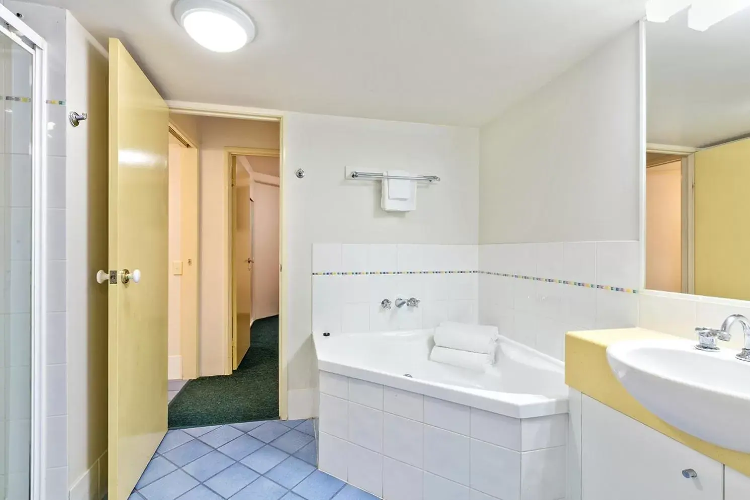 Shower, Bathroom in Caribbean Resort