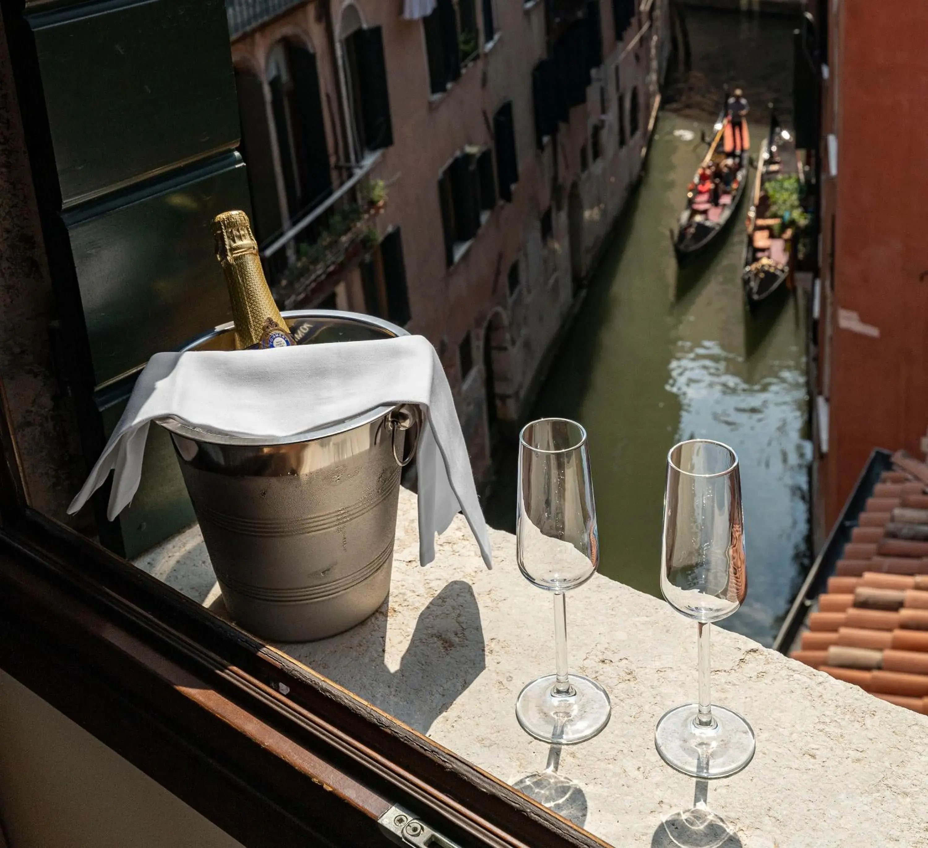 View (from property/room), Drinks in Hotel Bella Venezia