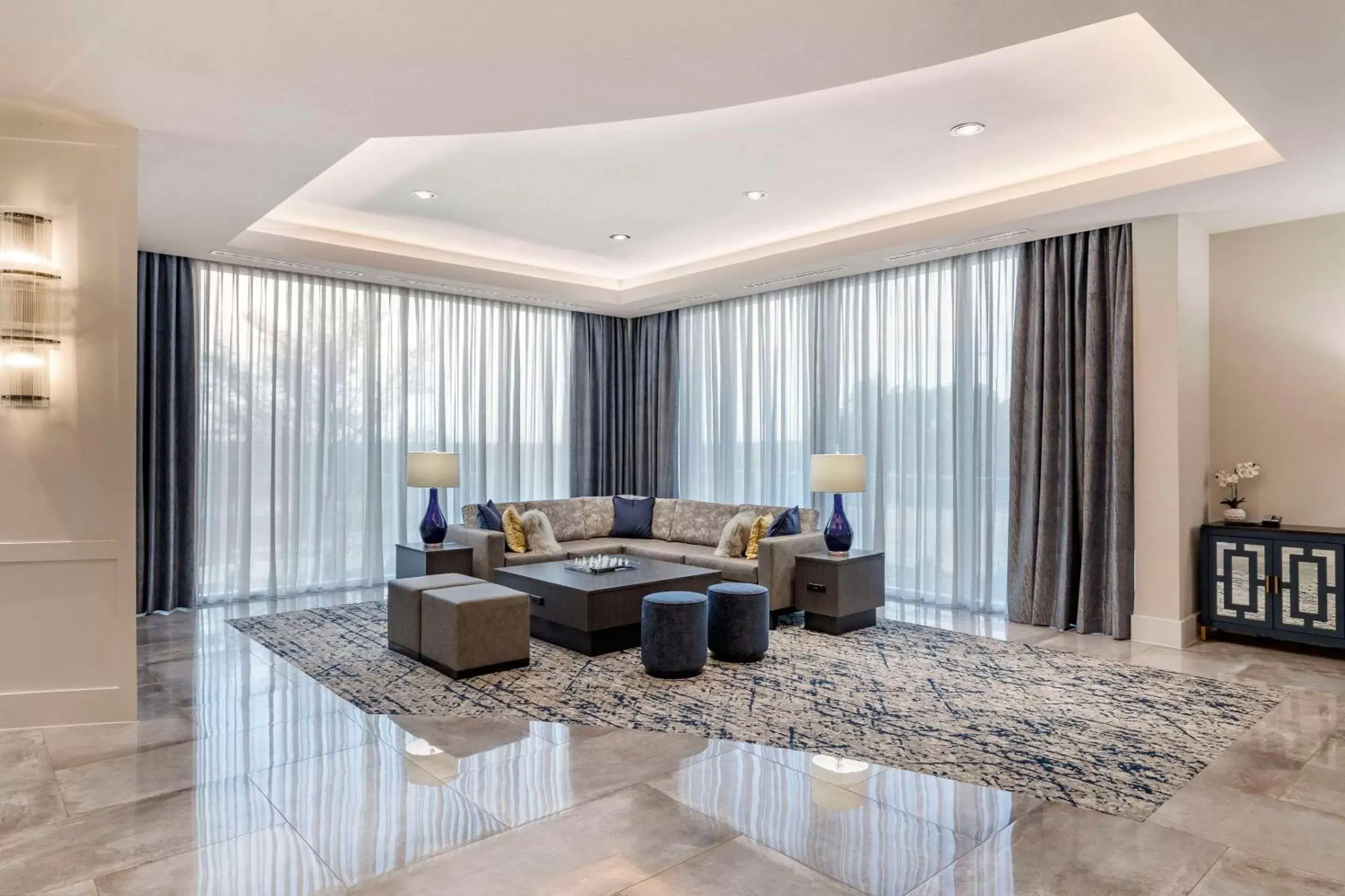 Lobby or reception, Seating Area in Cambria Hotel Austin Uptown near the Domain