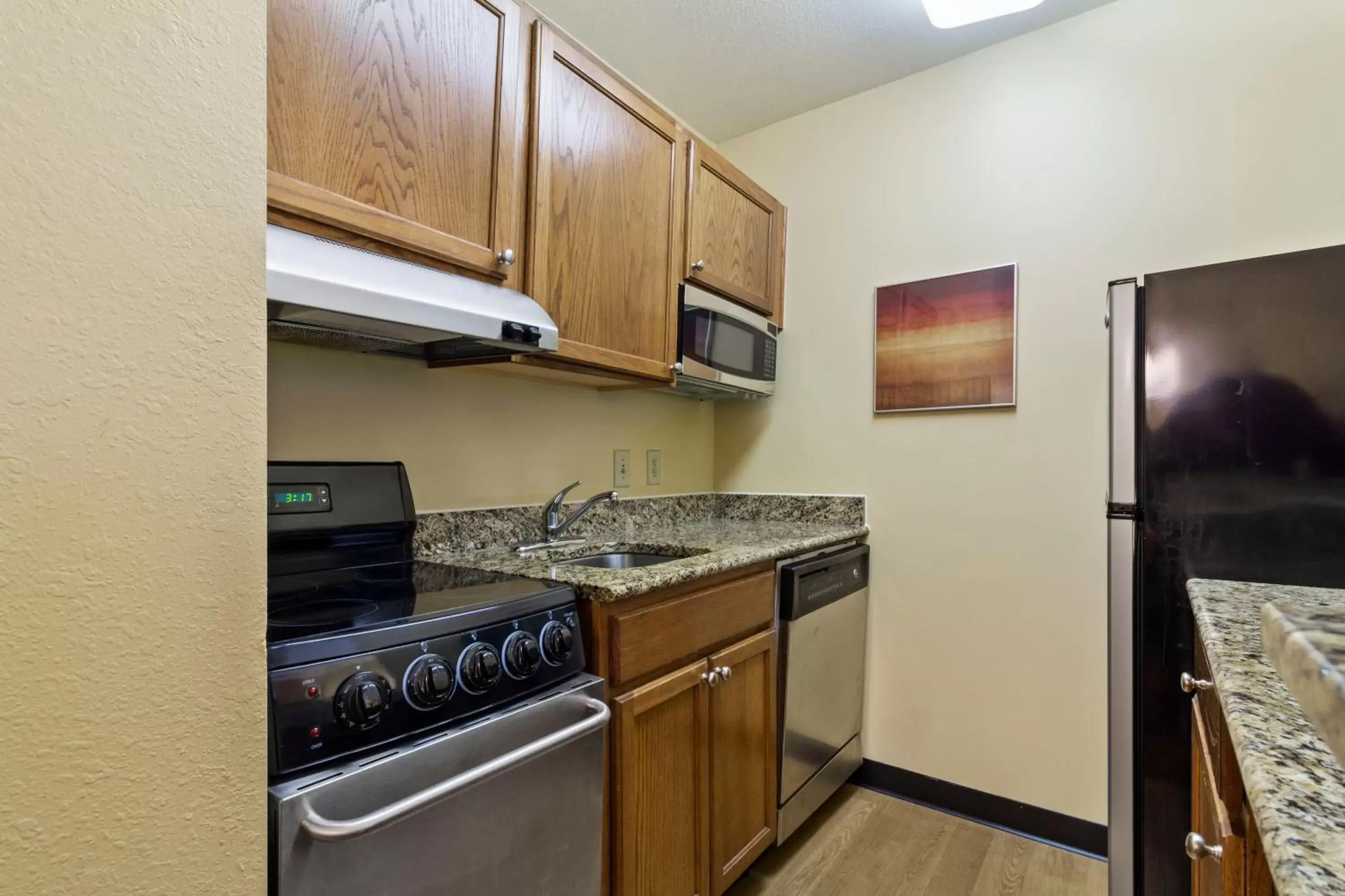 Kitchen or kitchenette, Kitchen/Kitchenette in Extended Stay America Suites - Virginia Beach