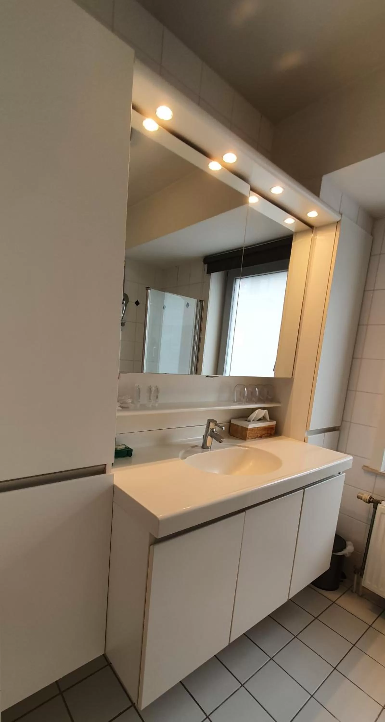 Bathroom in Hotel du Bassin