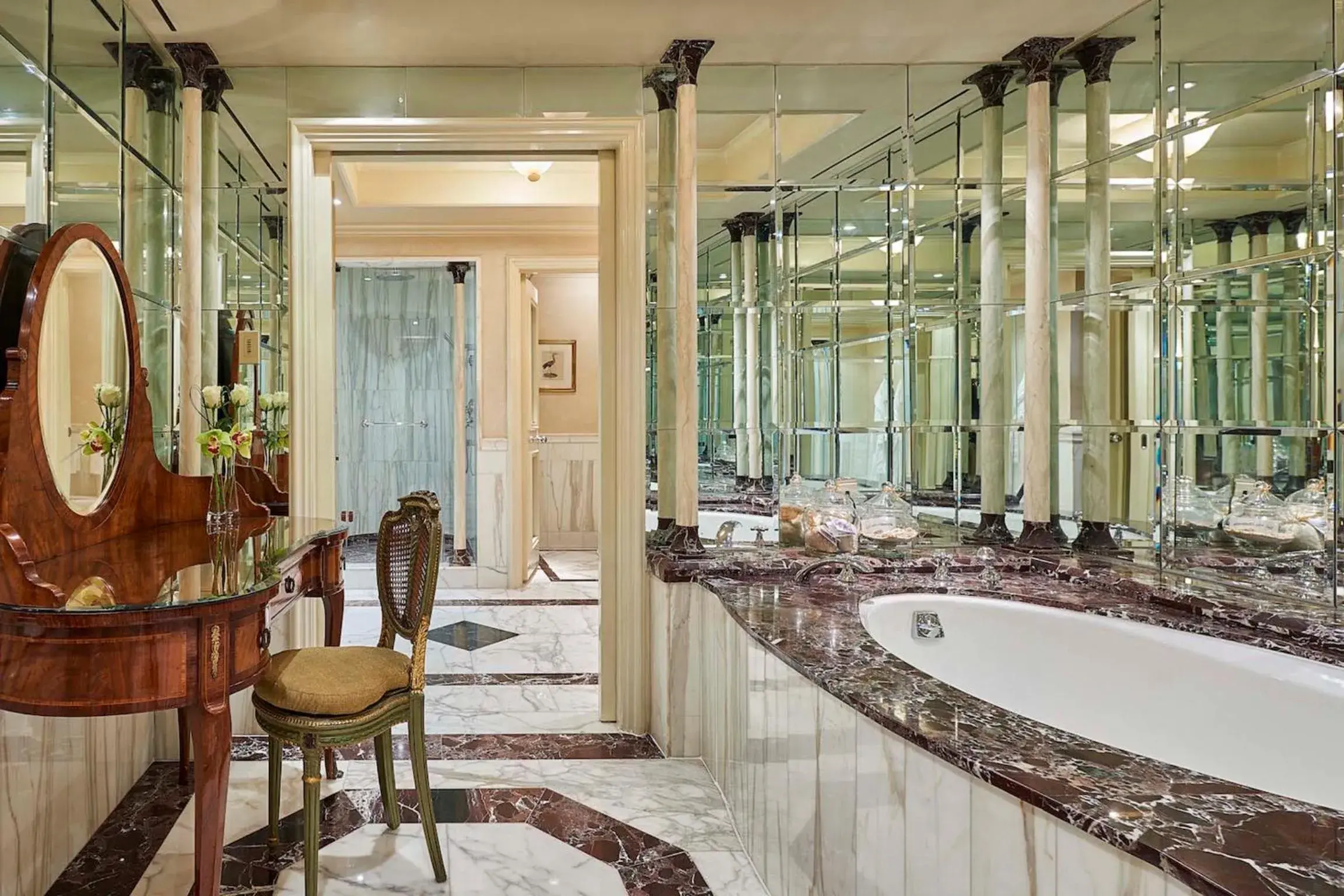 Bathroom in Four Seasons Cairo At The First Residence Bathroom in Four Seasons Cairo At The First Residence