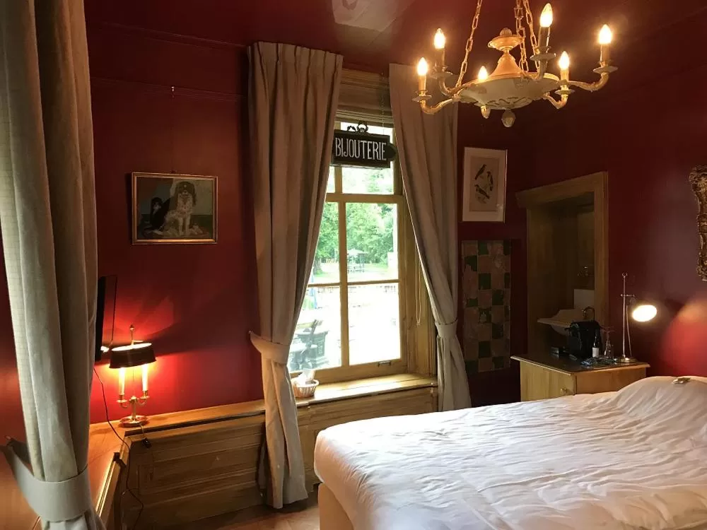 Bed in Logement Swaenenvecht