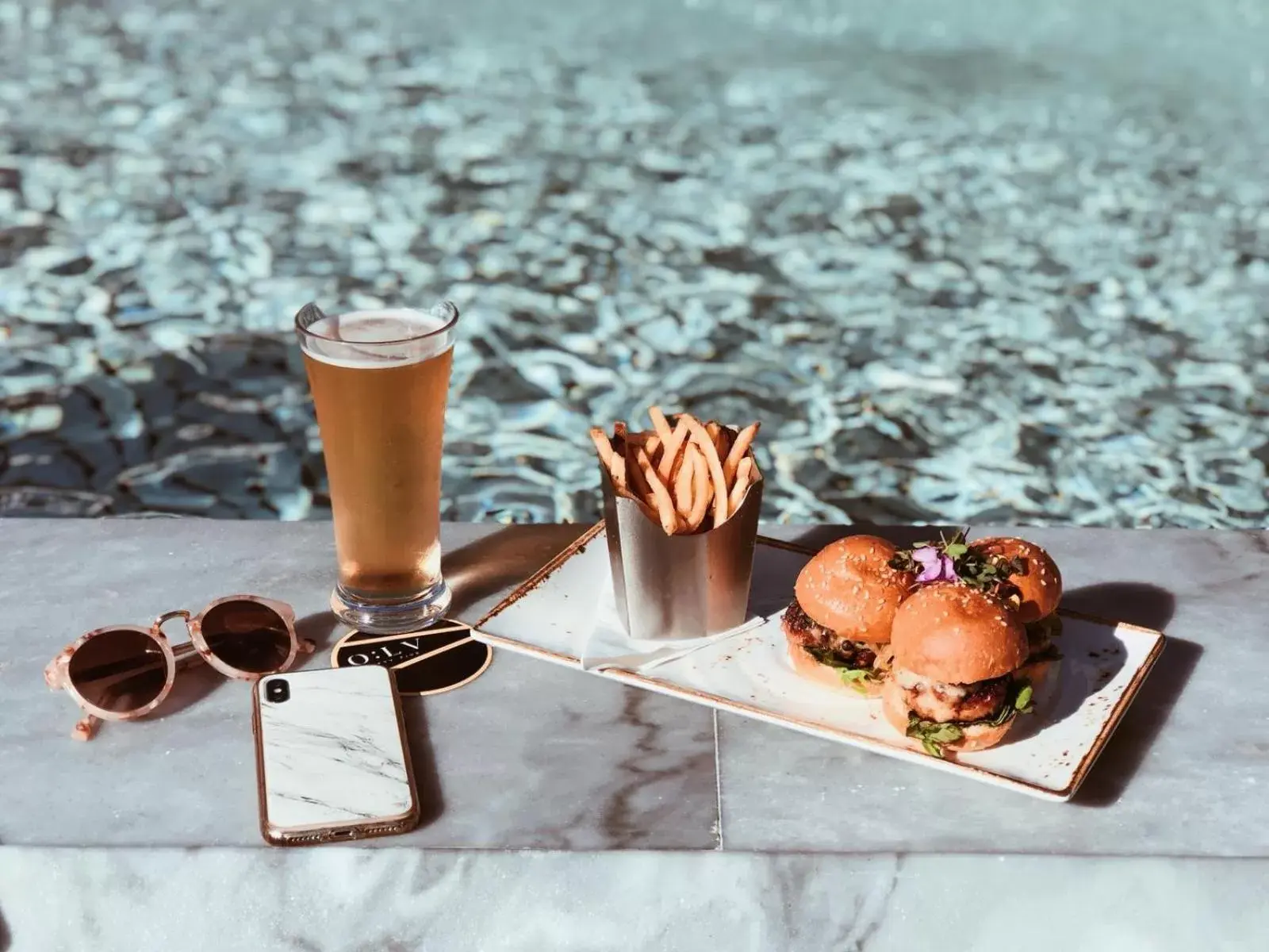Food and drinks in O:LV Fifty Five Hotel - Adults Only