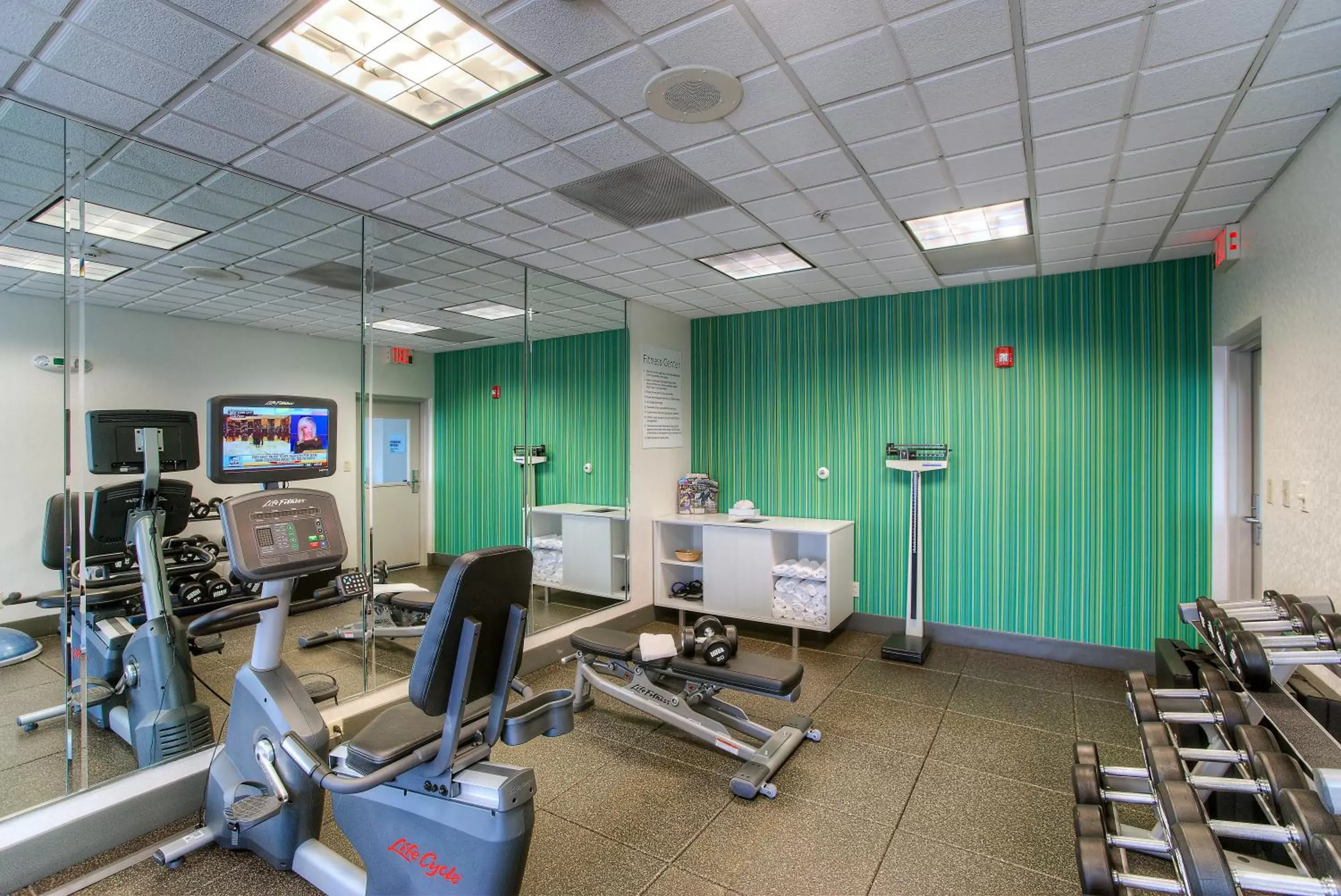 Fitness centre/facilities, Fitness Center/Facilities in Holiday Inn Express Hotel & Suites Tempe, an IHG Hotel