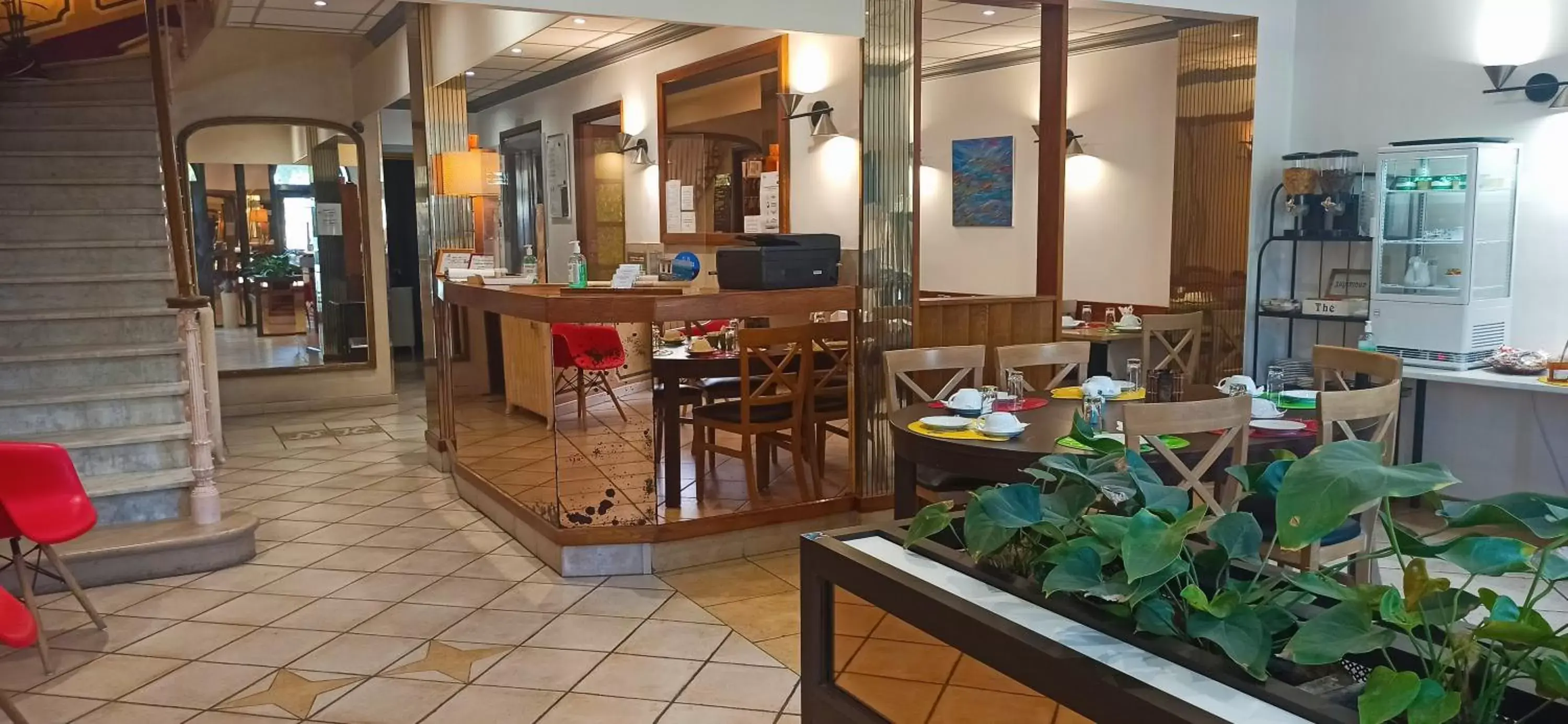 Lobby or reception in Au Nouvel Hôtel Lobby or reception in Au Nouvel Hôtel