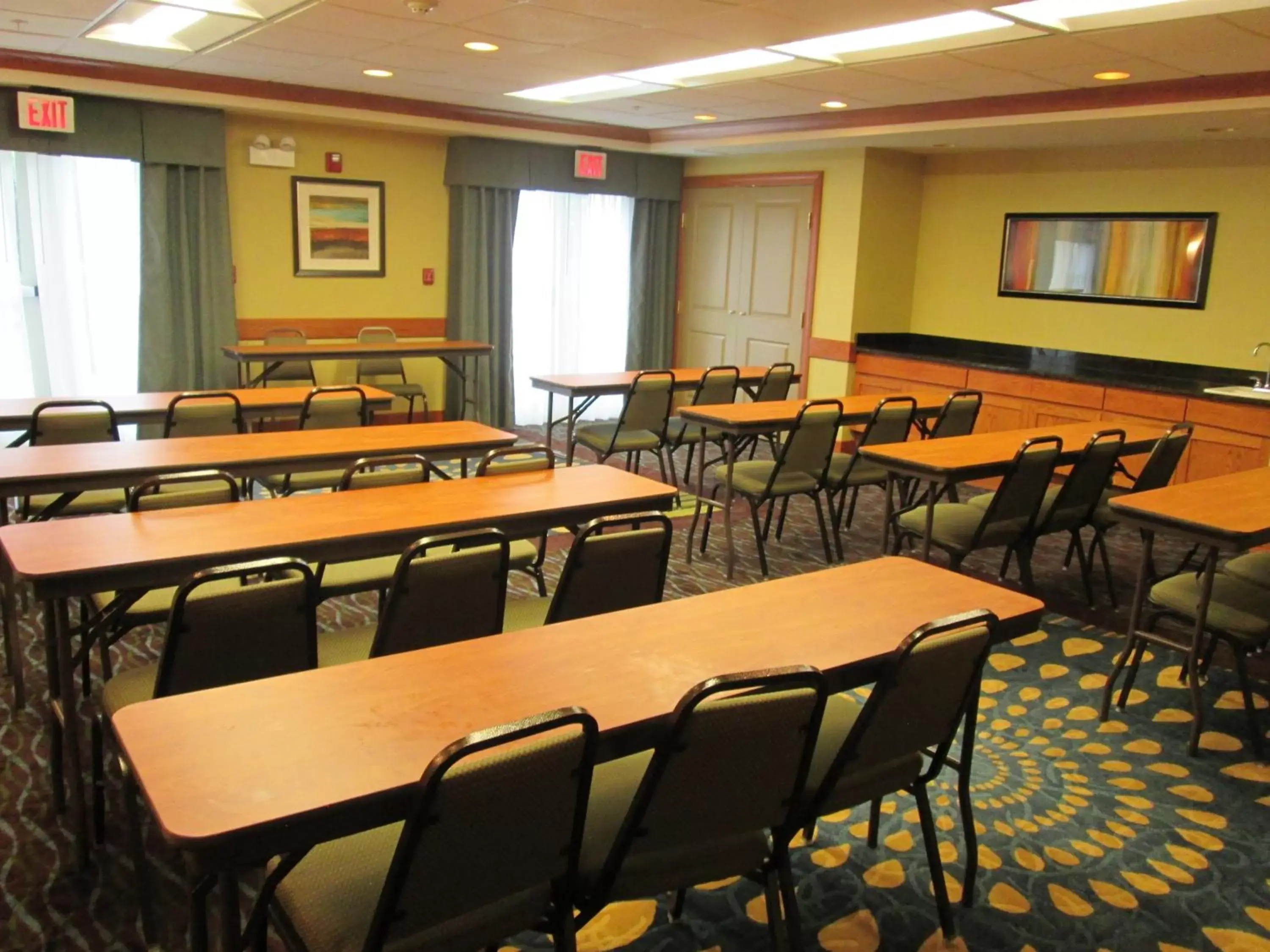 Meeting/conference room, Business Area/Conference Room in Holiday Inn Express Hotel & Suites Chicago West Roselle, an IHG Hotel