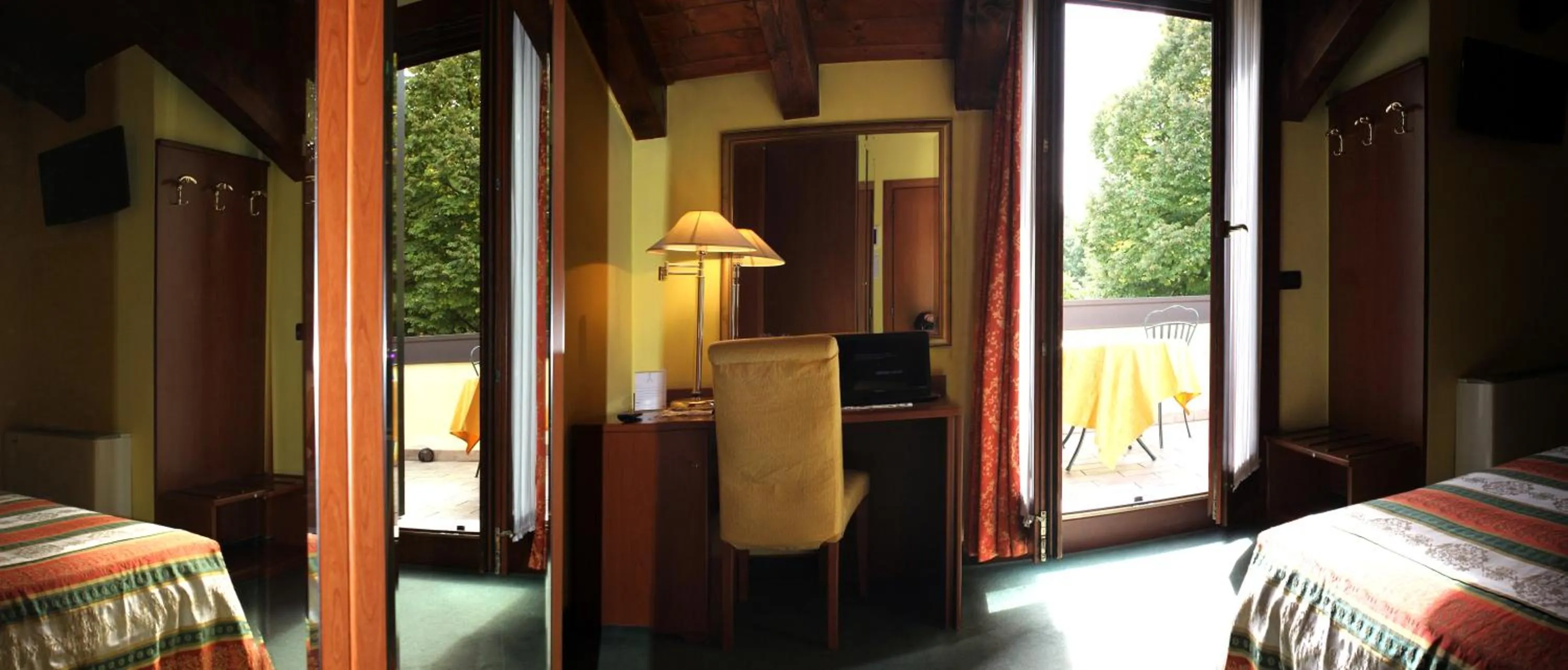 Bed in Hotel Antico Moro