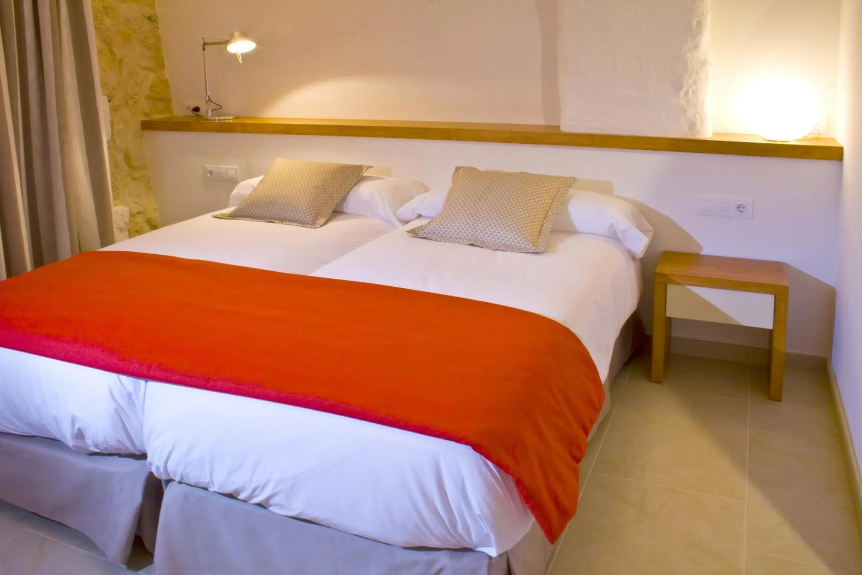 Bed in Hotel Rural Binigaus Vell