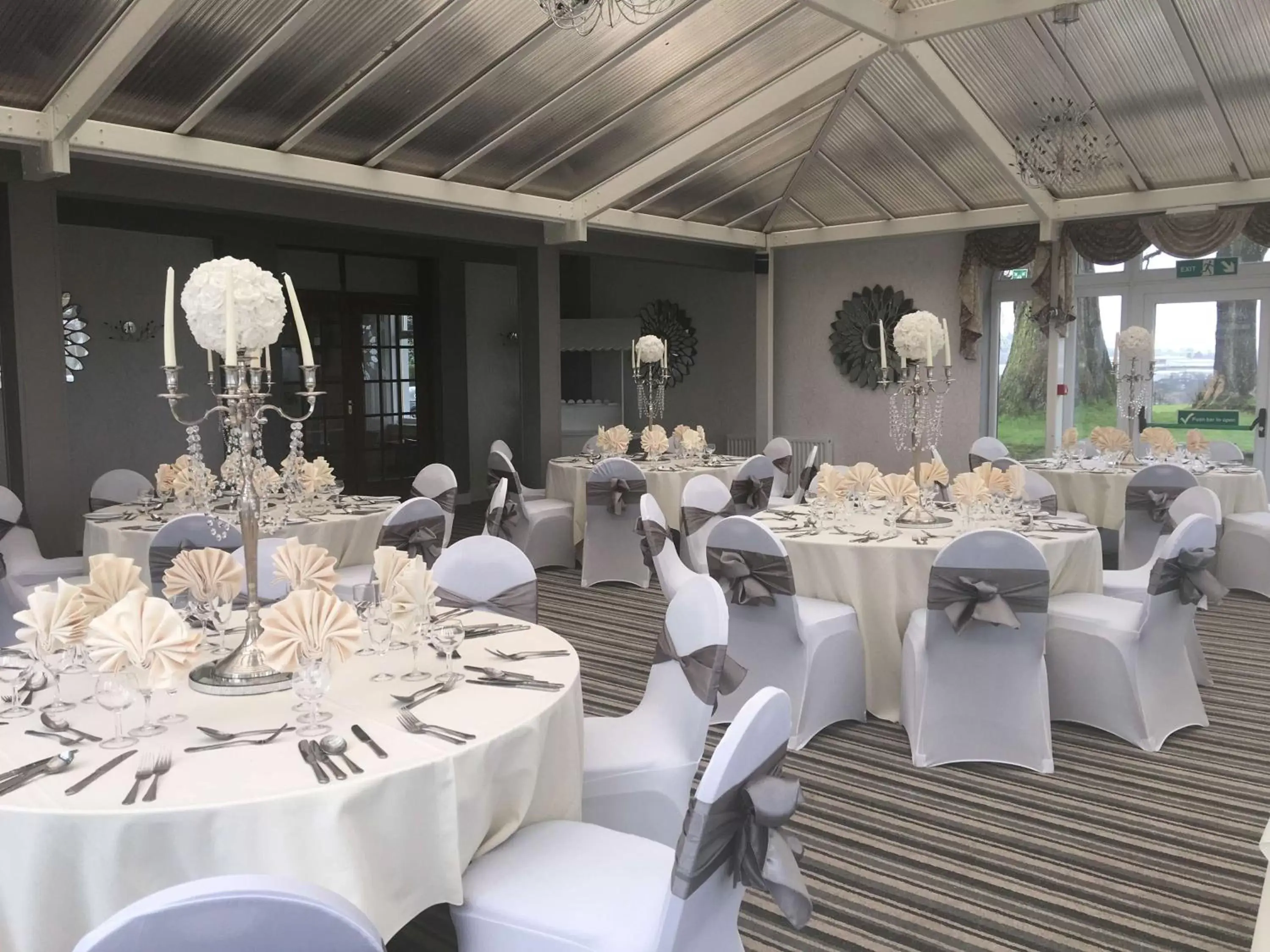 wedding, Banquet Facilities in Dryfesdale Hotel - BW Signature Collection