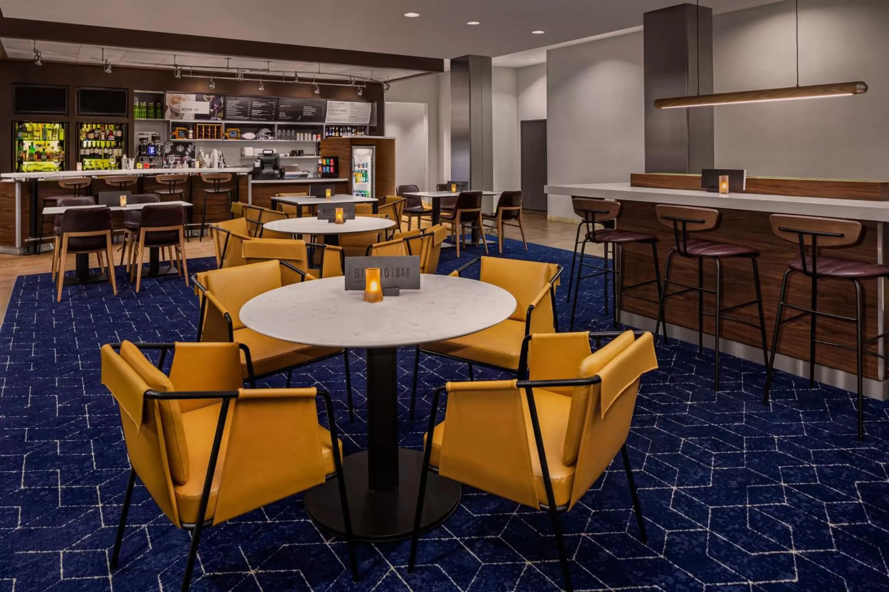 Restaurant/places to eat, Lounge/Bar in Courtyard by Marriott San Angelo