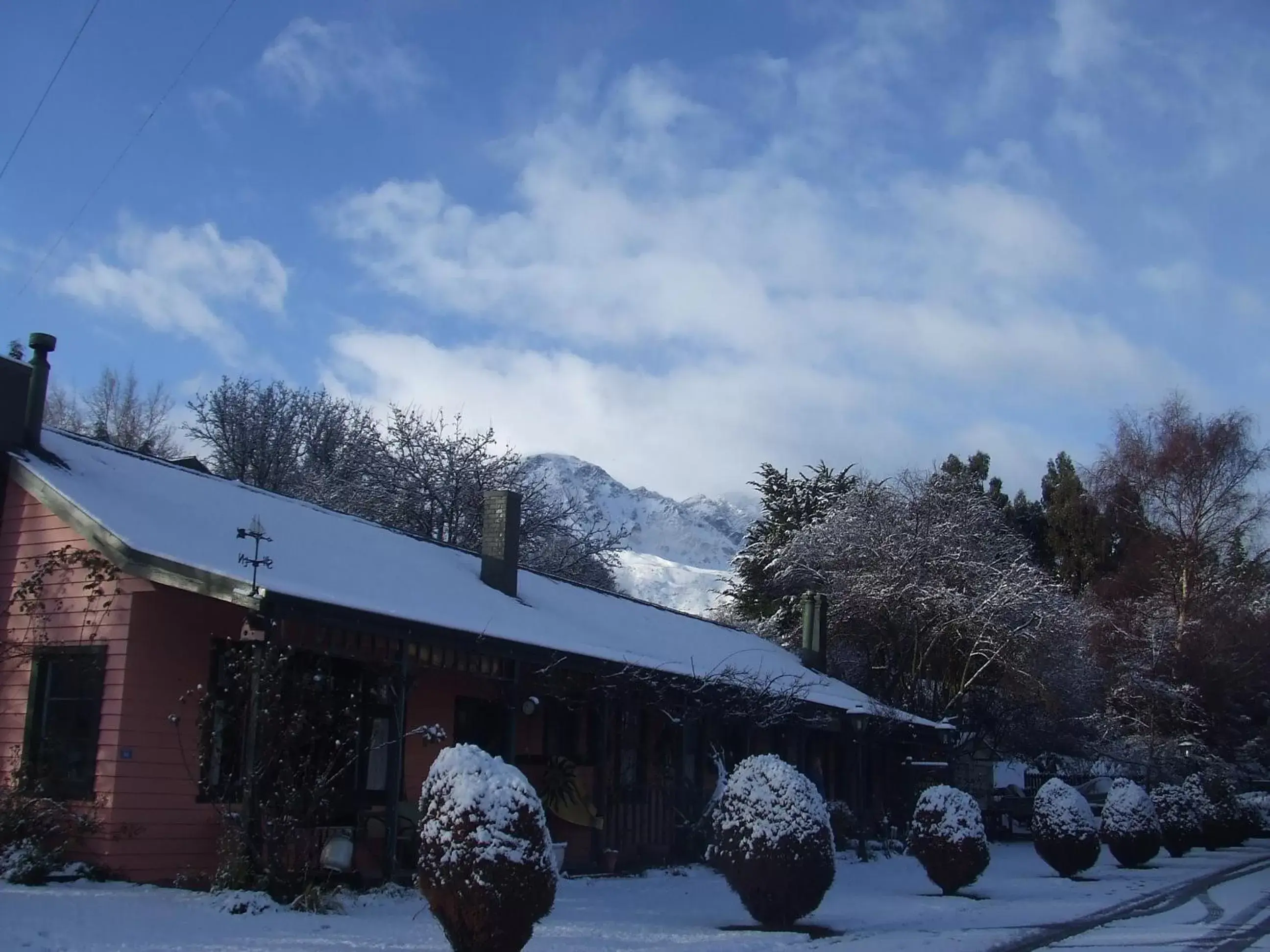 Facade/entrance, Winter in The Ferry Bed & Breakfast