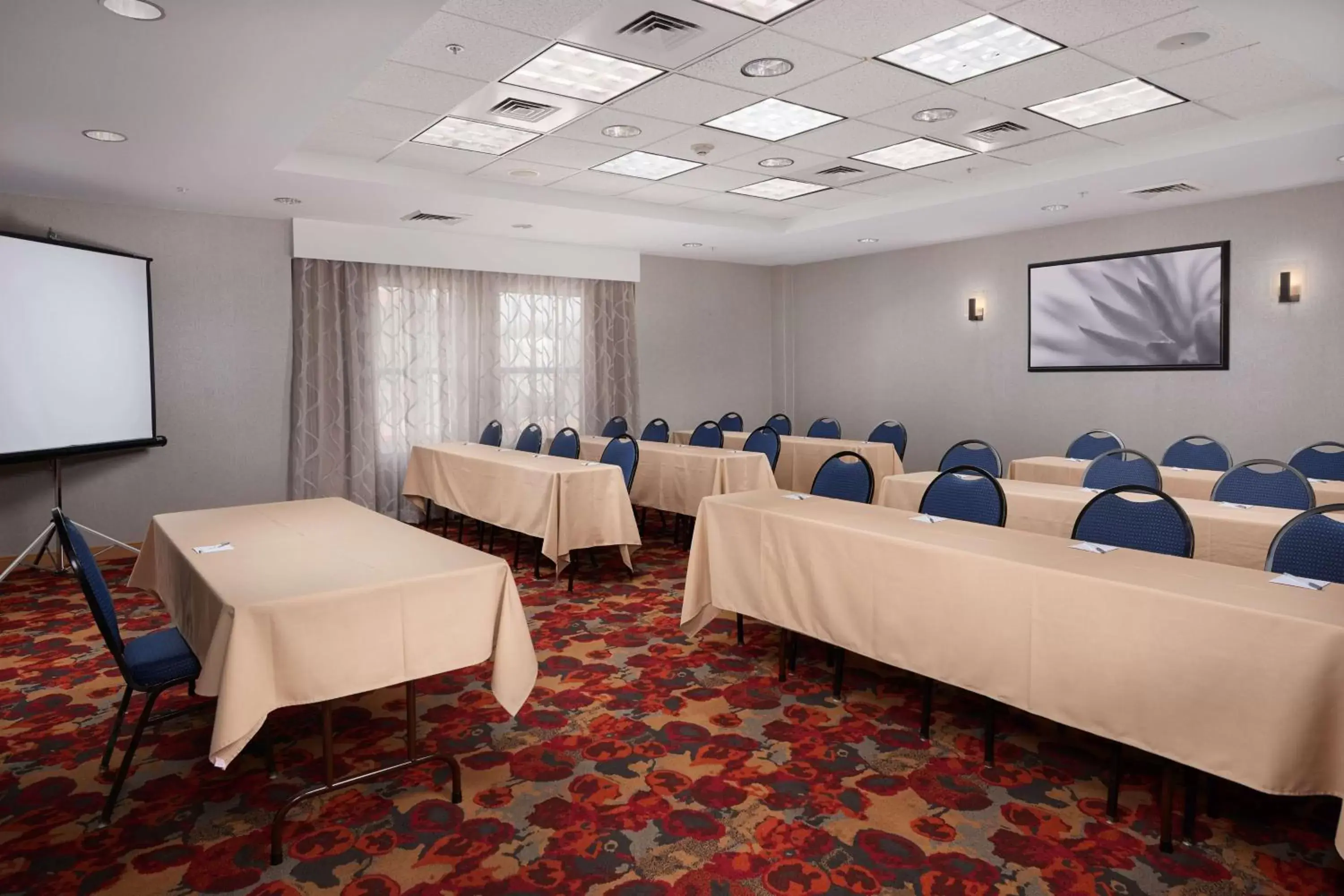 Meeting/conference room in Hampton Inn Glendale-Peoria